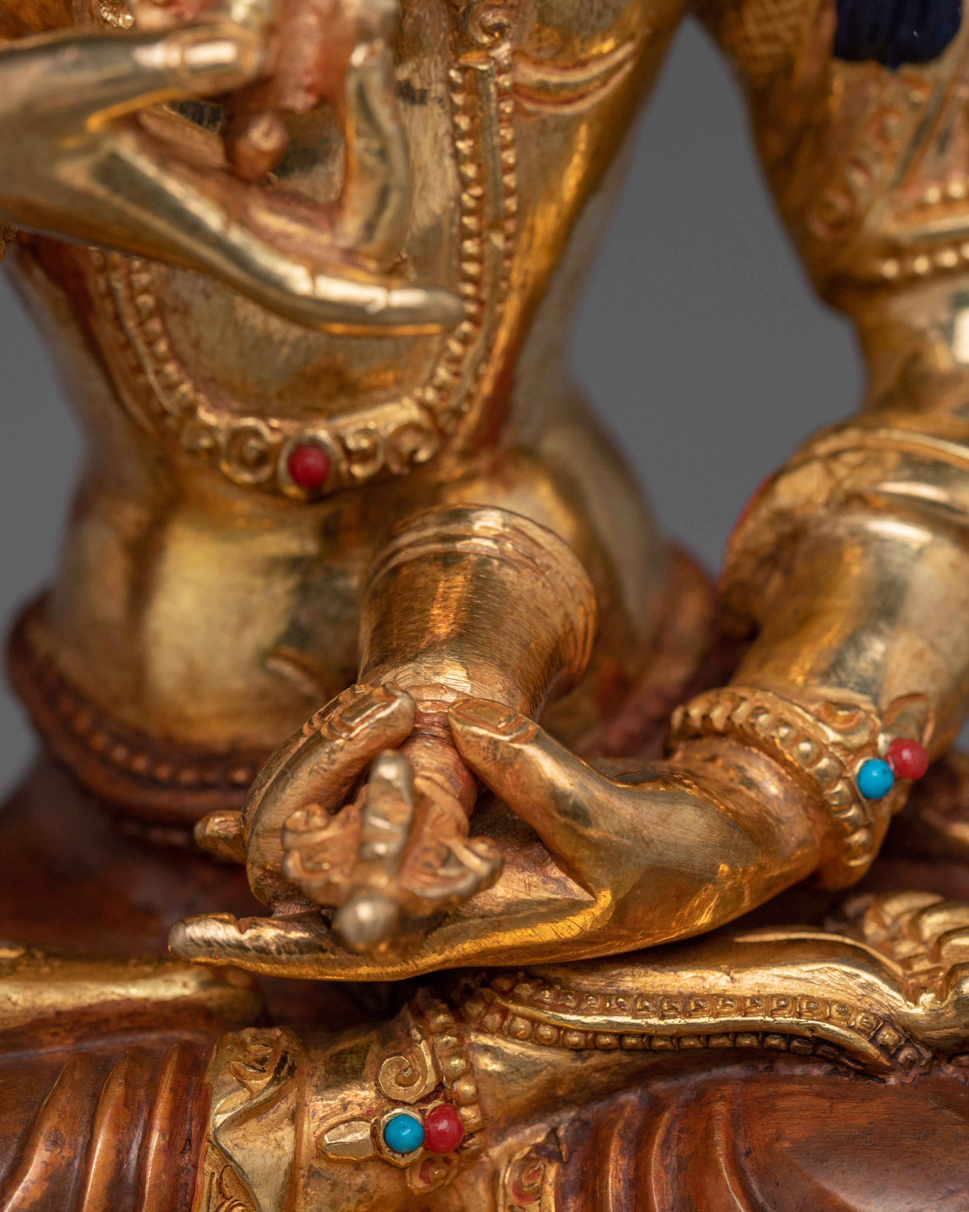 Buddhist Ritual Figure Vajrasattva | Traditional Himalayan Art