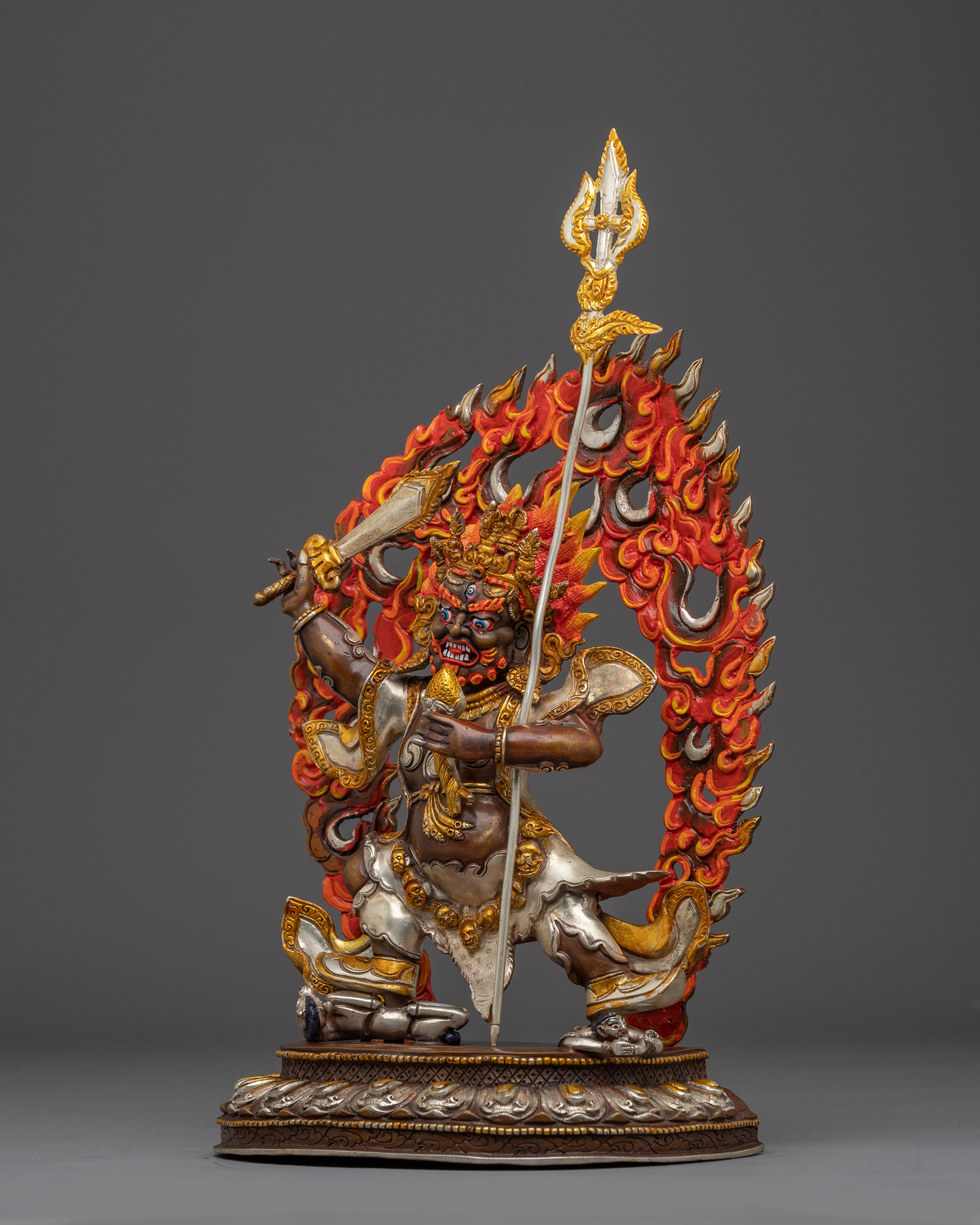 Himalayan Begtsechen Mahakala Statue | Enlightened protector