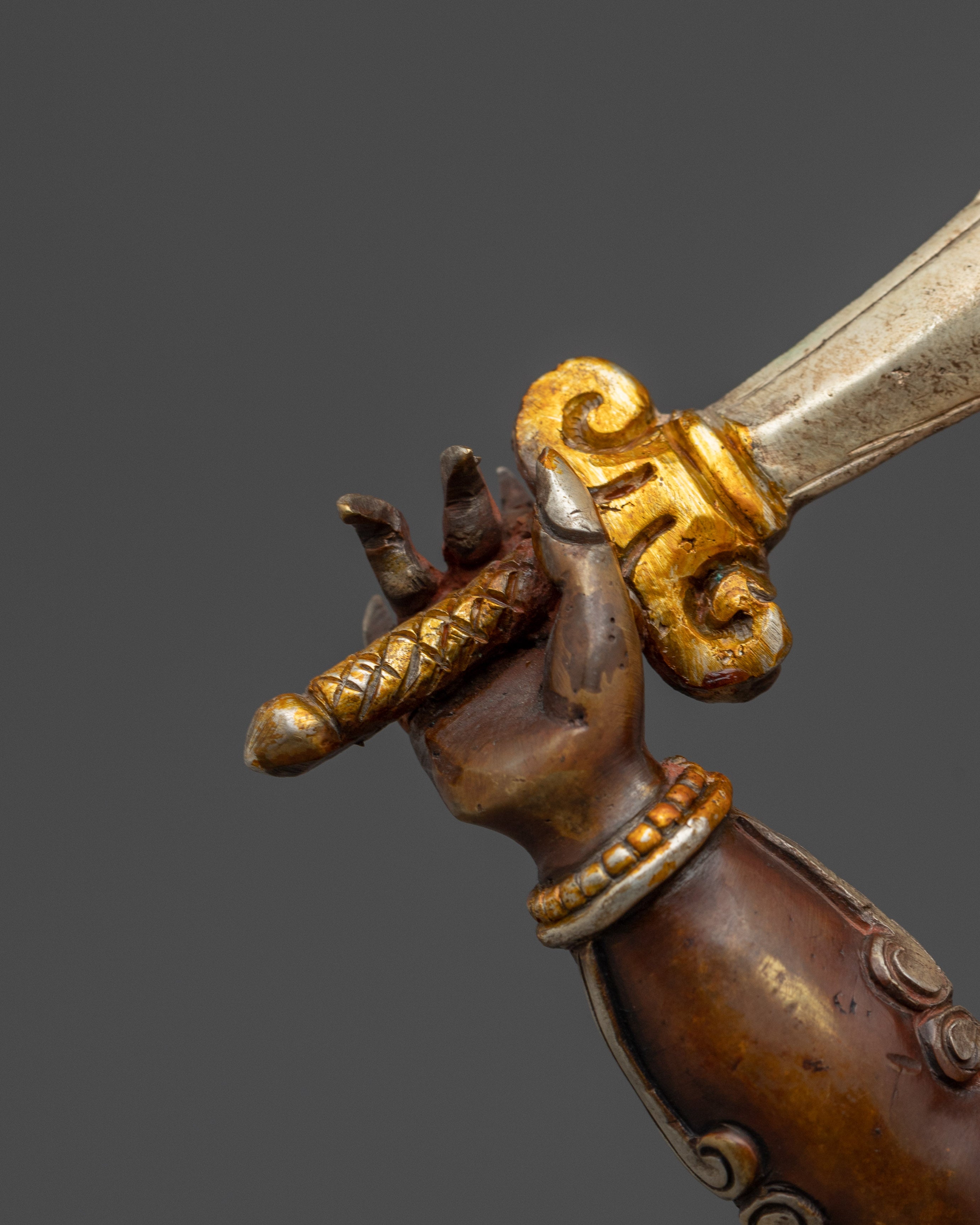 Himalayan Begtsechen Mahakala Statue | Enlightened protector