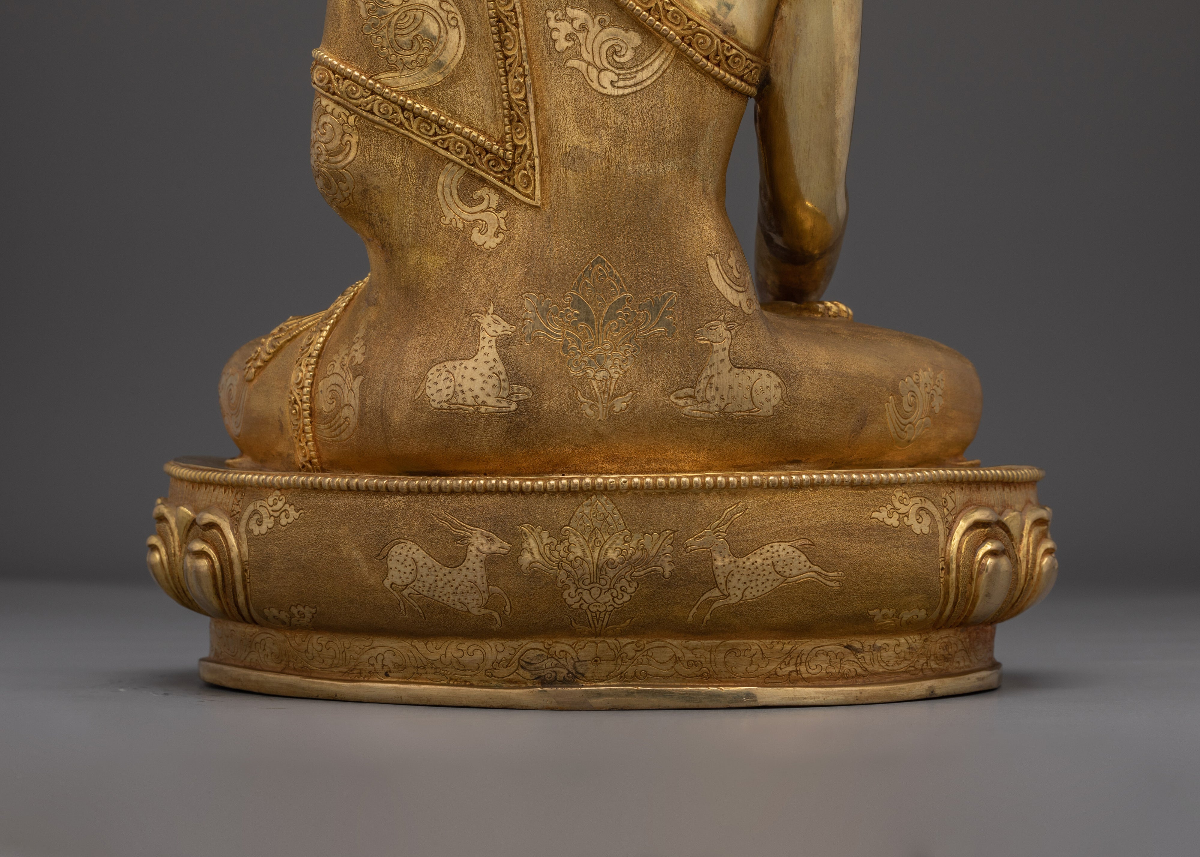 Meditating Shakyamuni Buddha Golden Statue | Buddhist Spiritual Decor