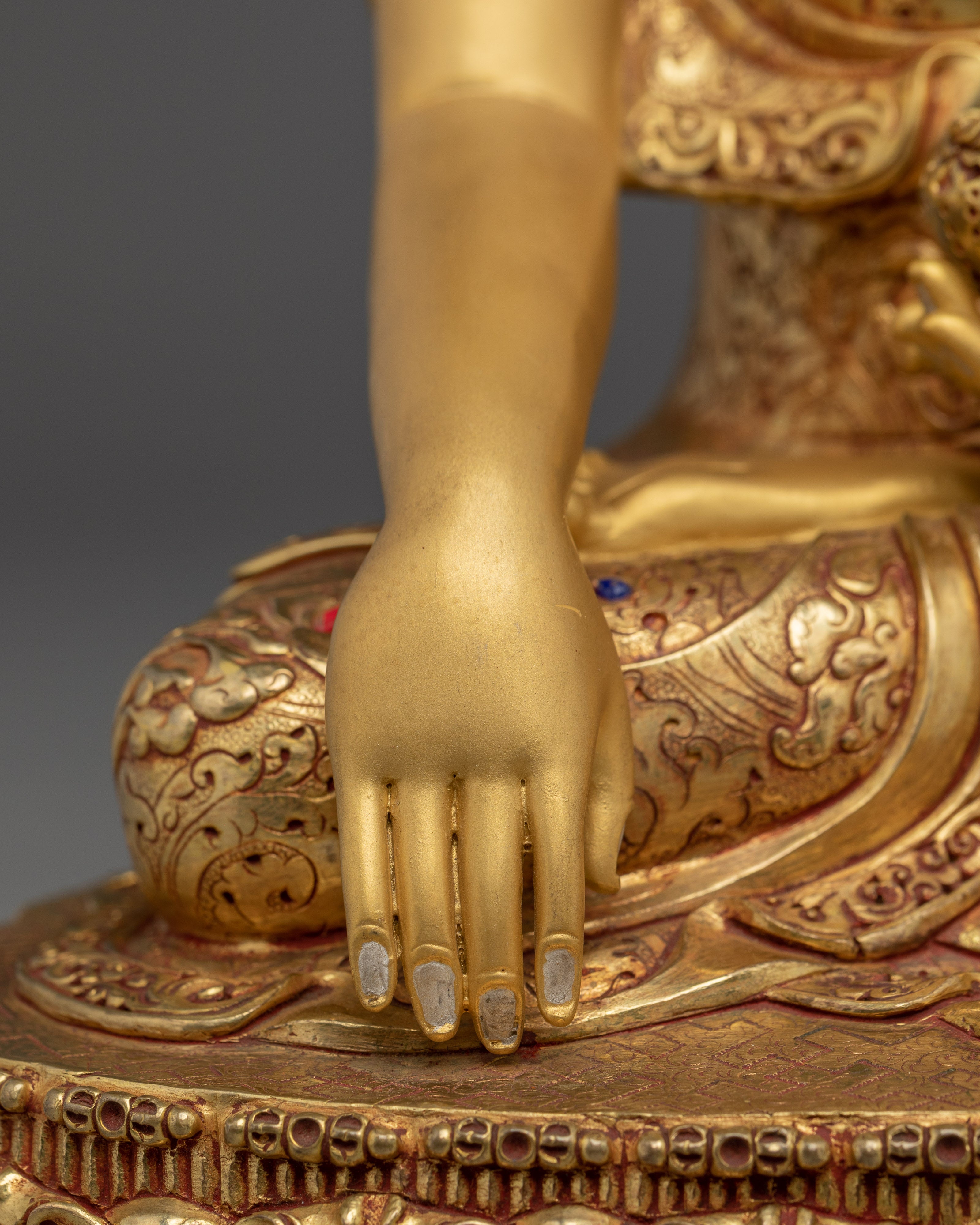 Authentic Shakyamuni Buddha Statue for Buddhist Spirituality and Meditation