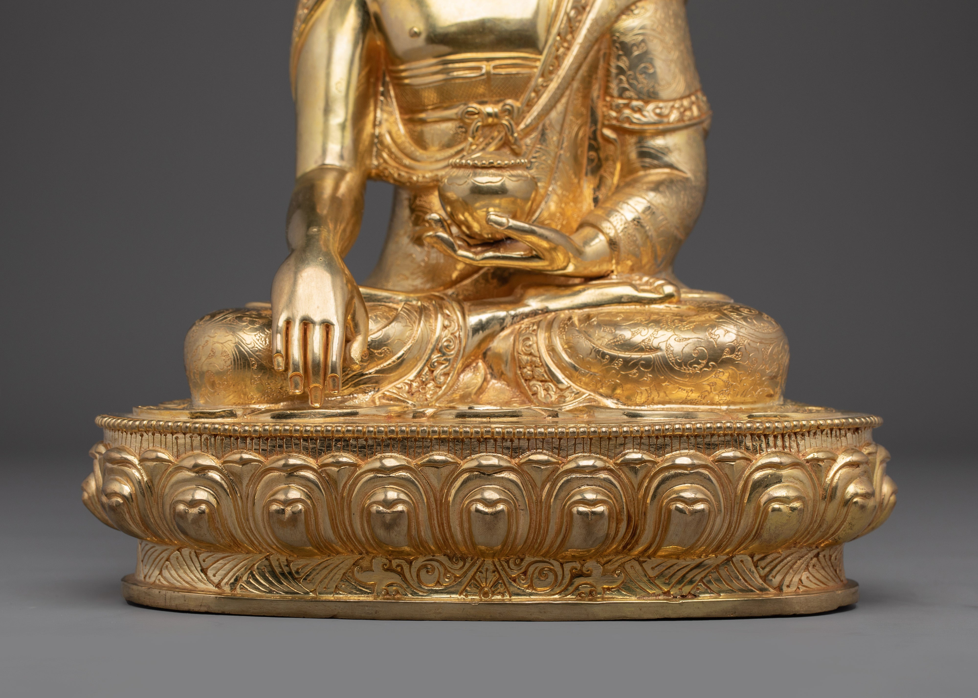 Lotus Posture Shakyamuni Buddha | Nepali Craftsmanship