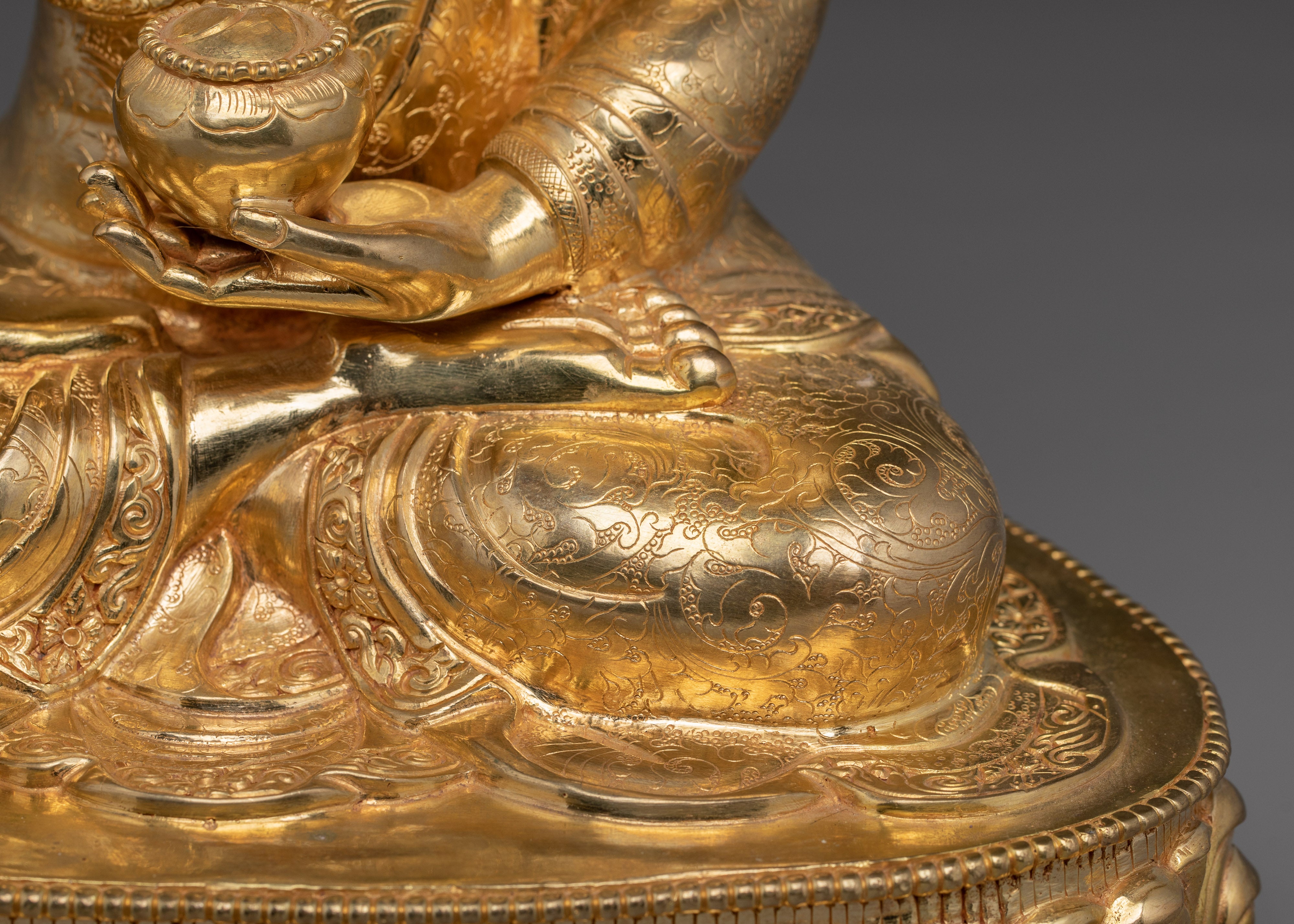 Lotus Posture Shakyamuni Buddha | Nepali Craftsmanship