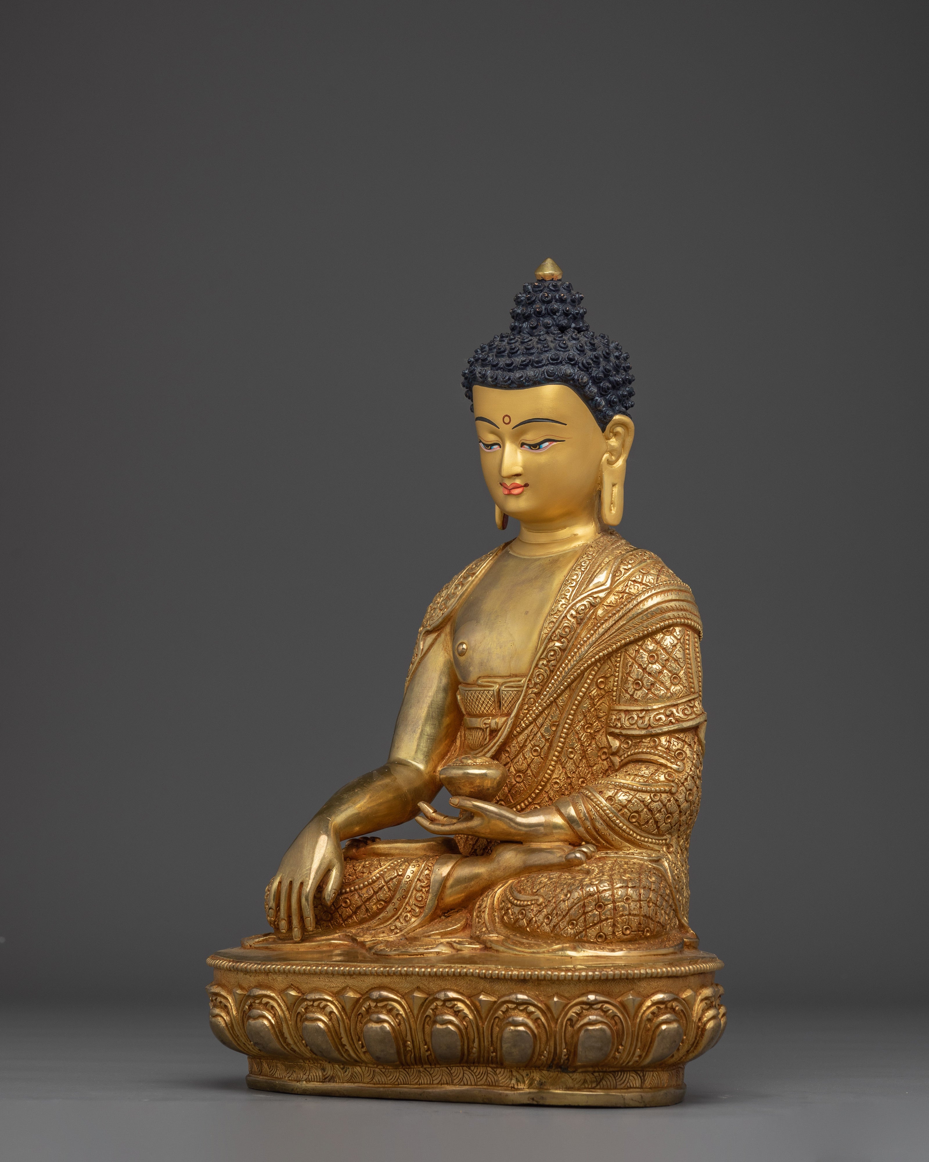 Tranquil Presence of Shakyamuni Buddha | Inner Peace Figure