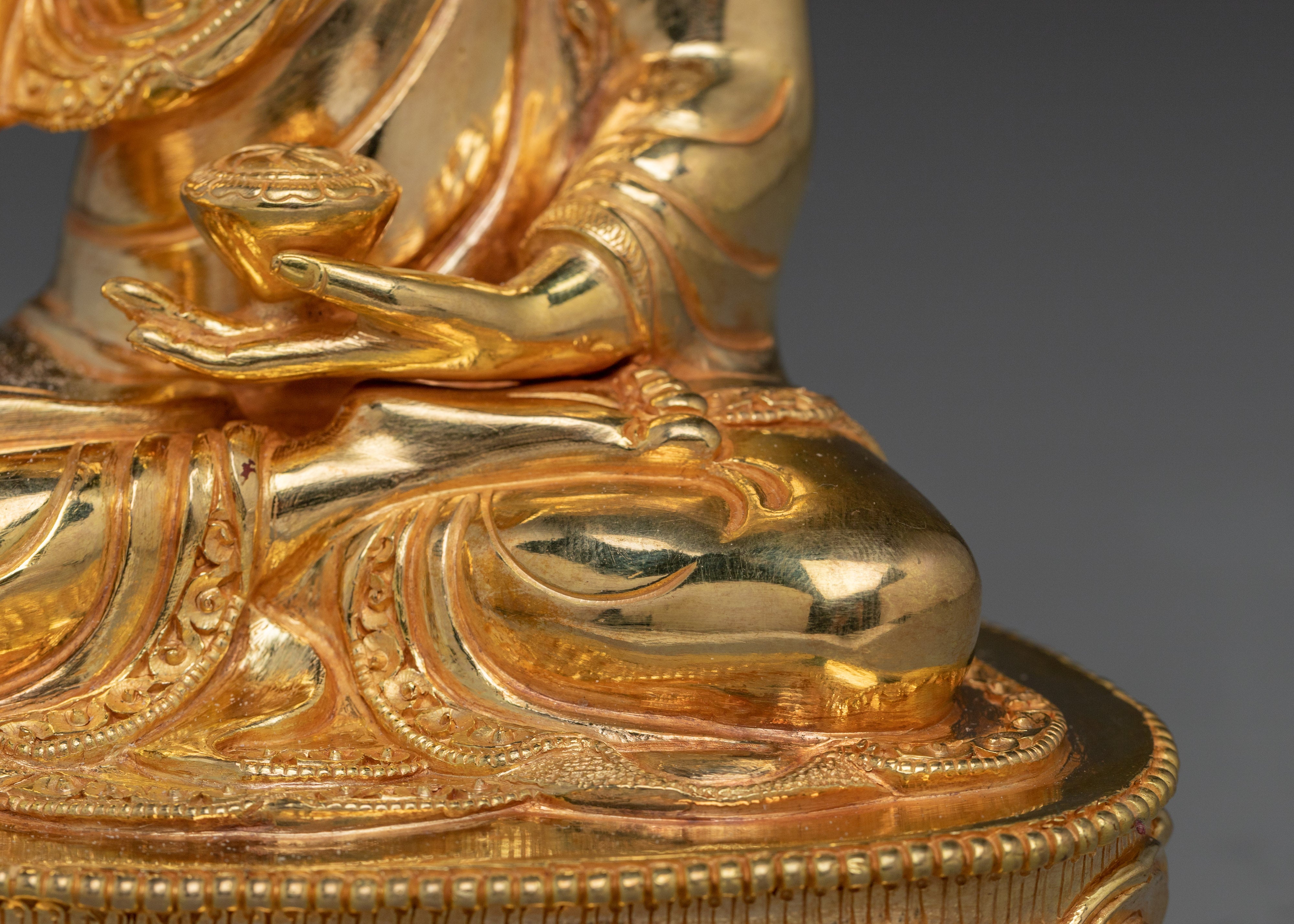 Himalayan Peace Icon Shakyamuni Buddha | Lotus Seated Figure