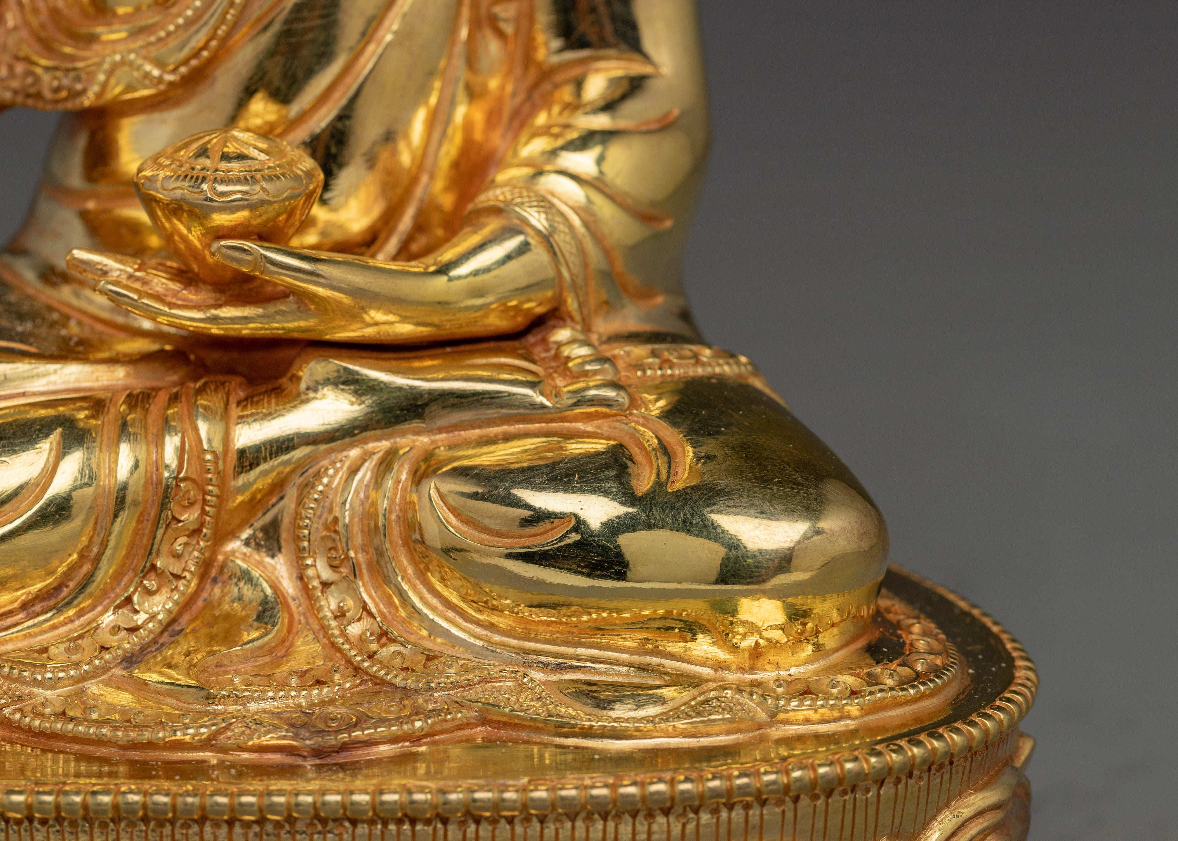 Shakyamuni Buddha Ancient Dharma Guide | Traditional Icon