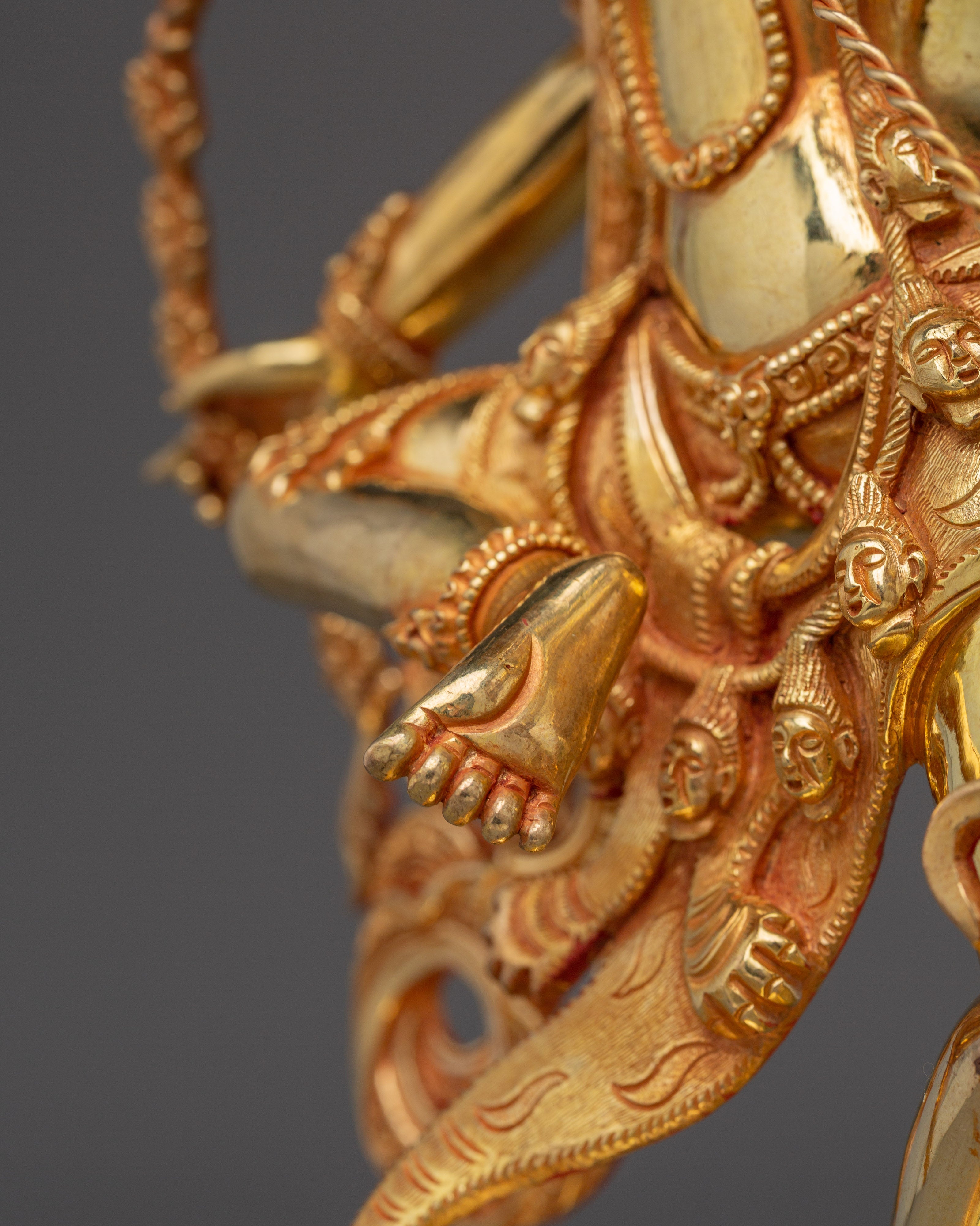 Goddess of Magnetism Kurukulla Statue | Vajrayana Tantric Deity