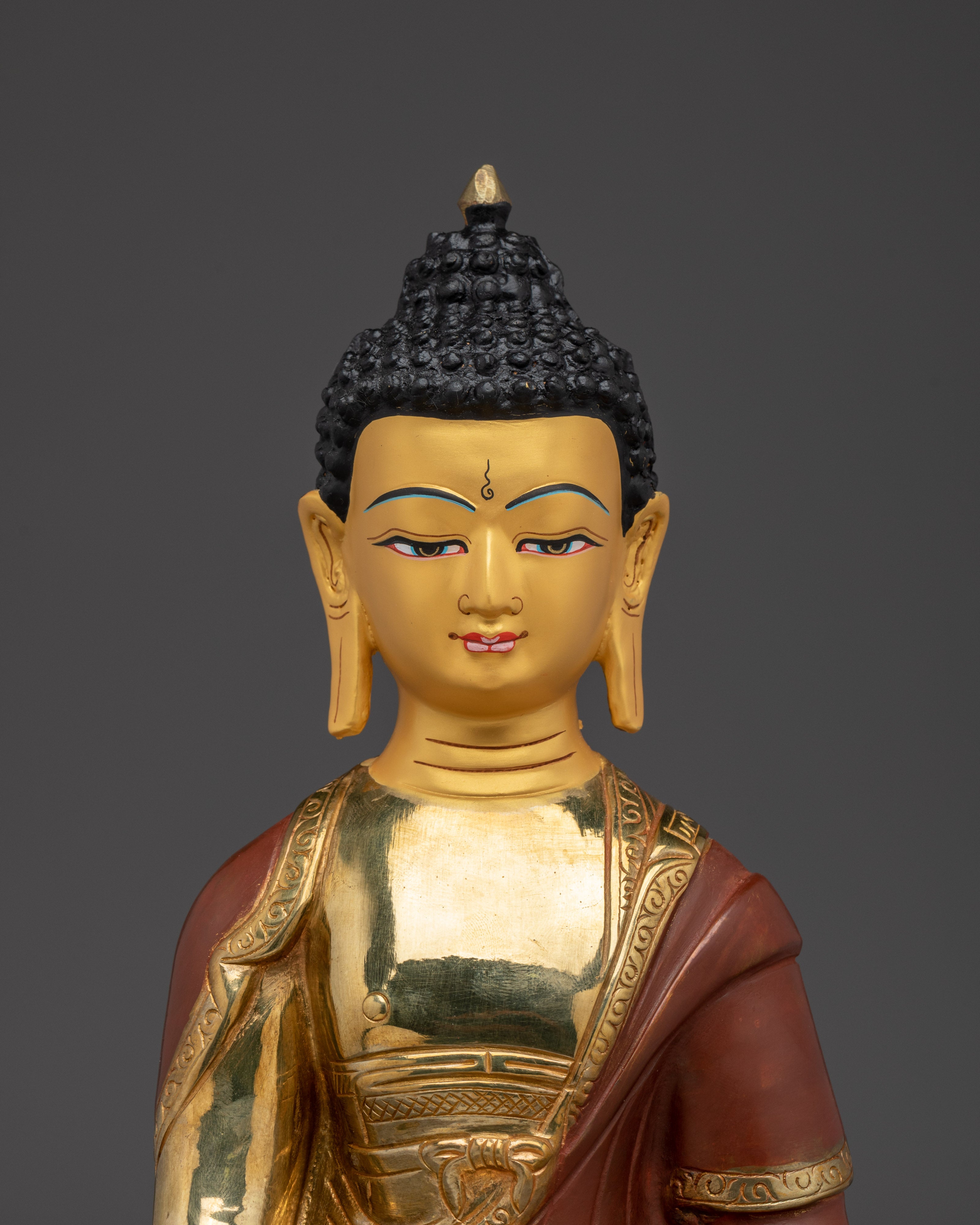 Shakyamuni Buddha Statue in Gold-Gilded | Historical Buddha’s Presence and Wisdom