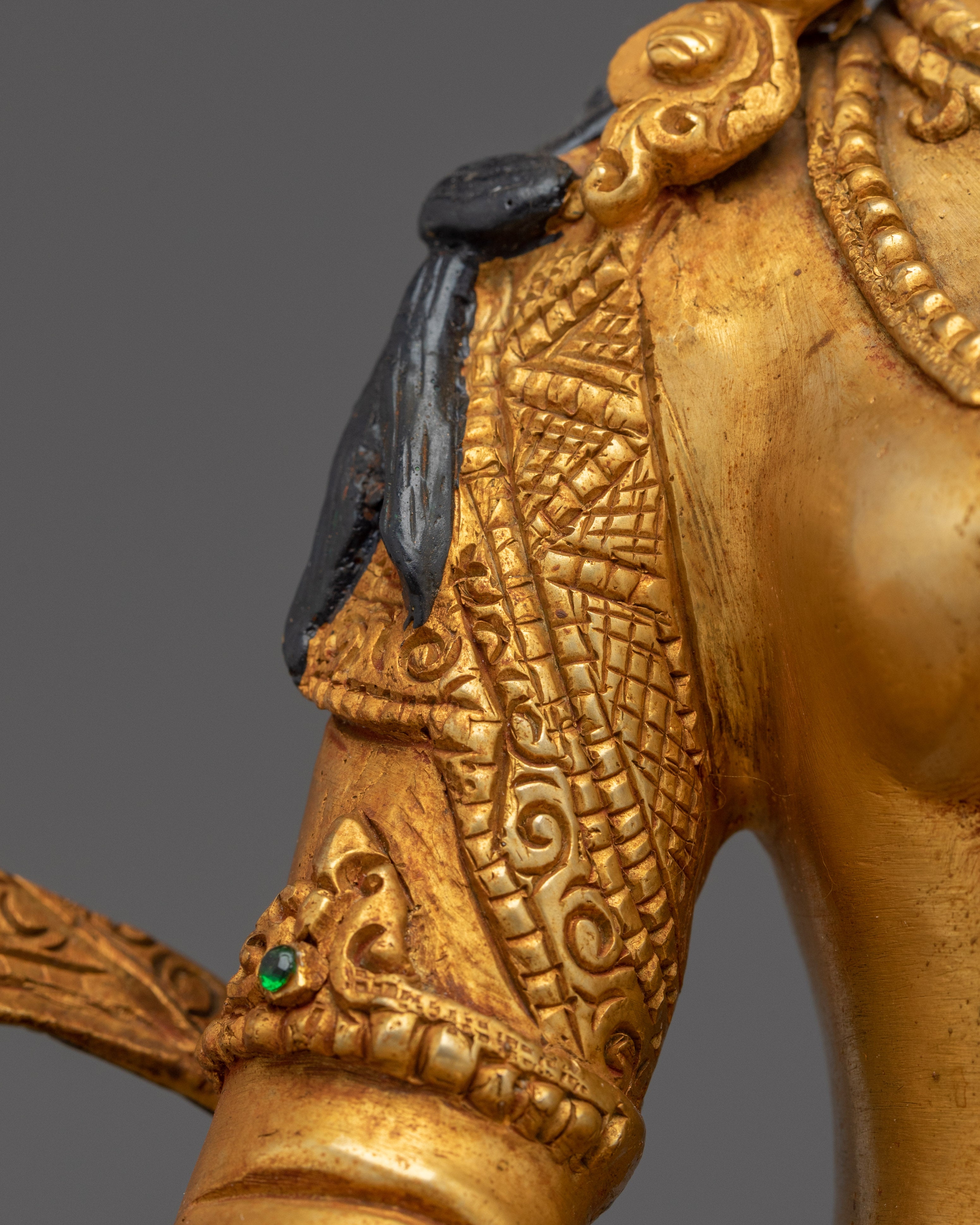 Umbrella Deity Dukar | Vajrayana Protector