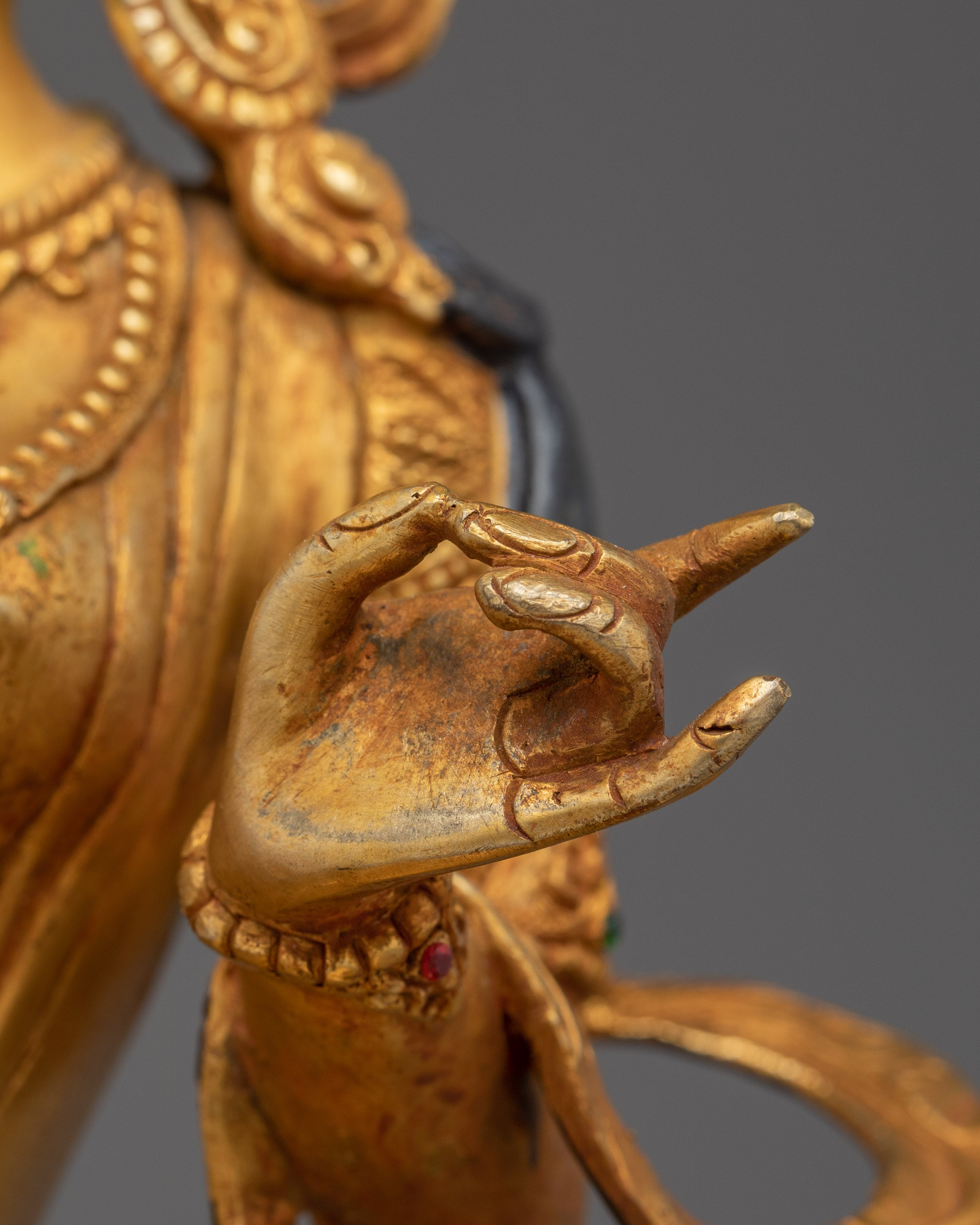 Umbrella Deity Dukar | Vajrayana Protector