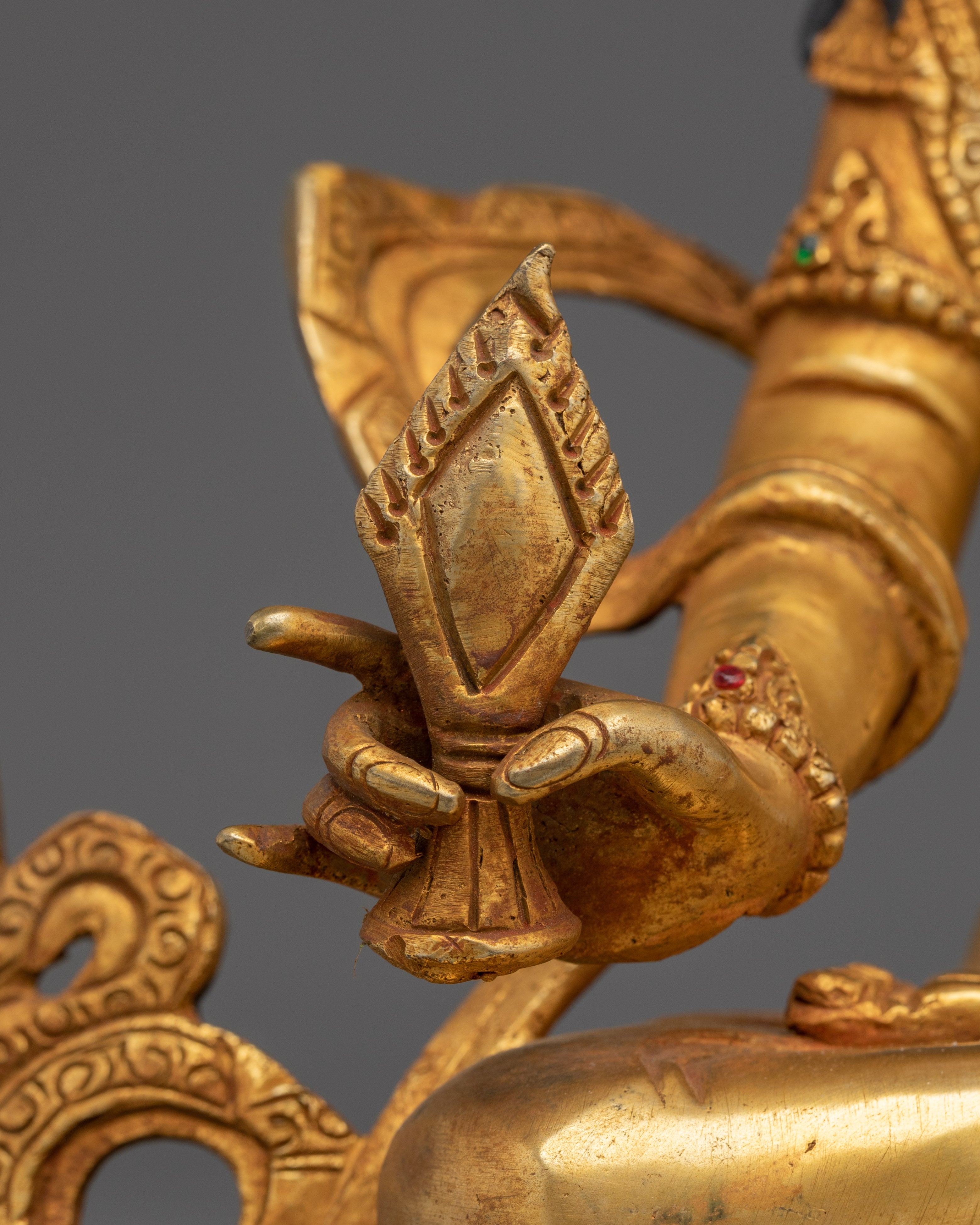 Umbrella Deity Dukar | Vajrayana Protector