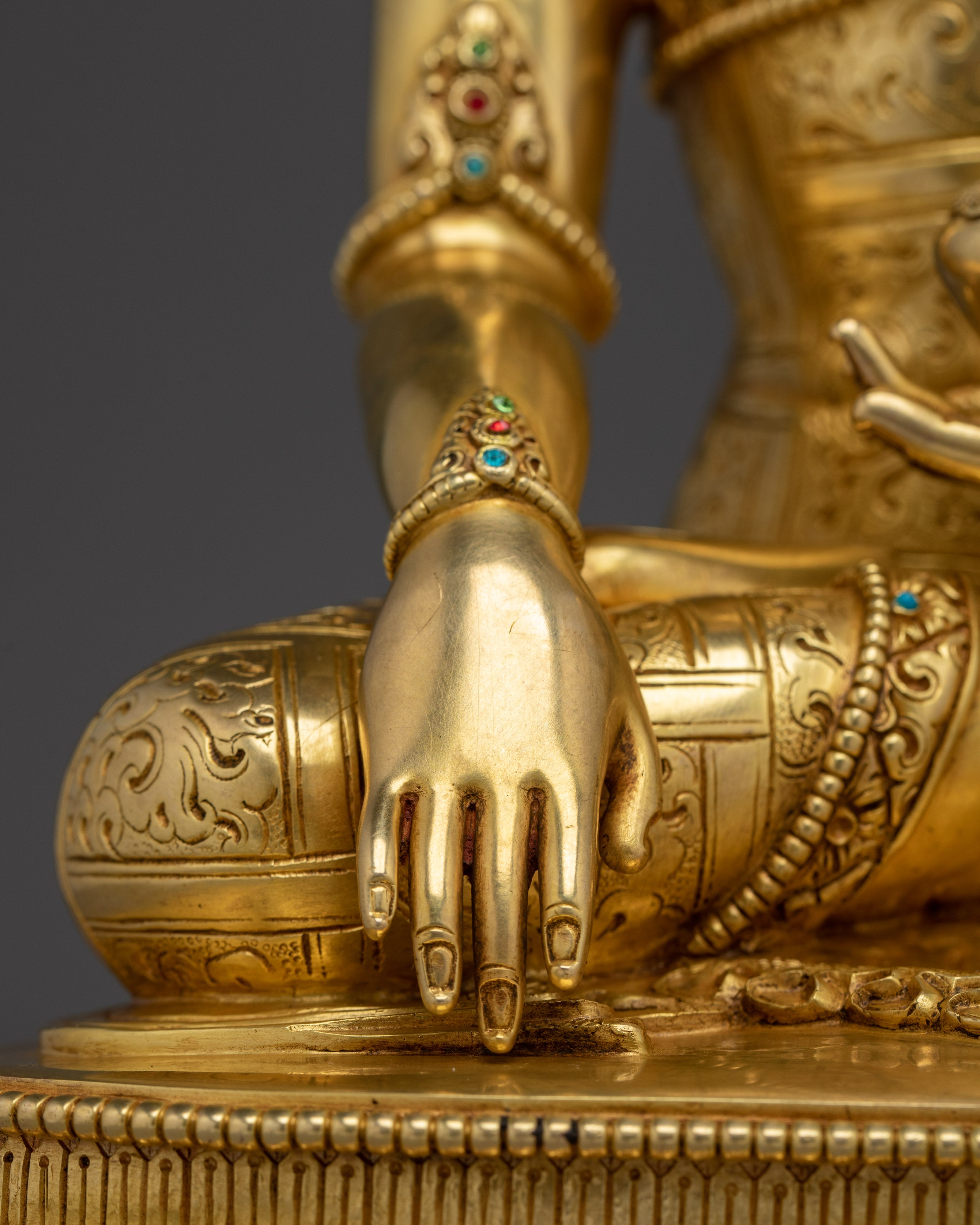 Crown Shakyamuni Buddha Artwork | Dharma Decor