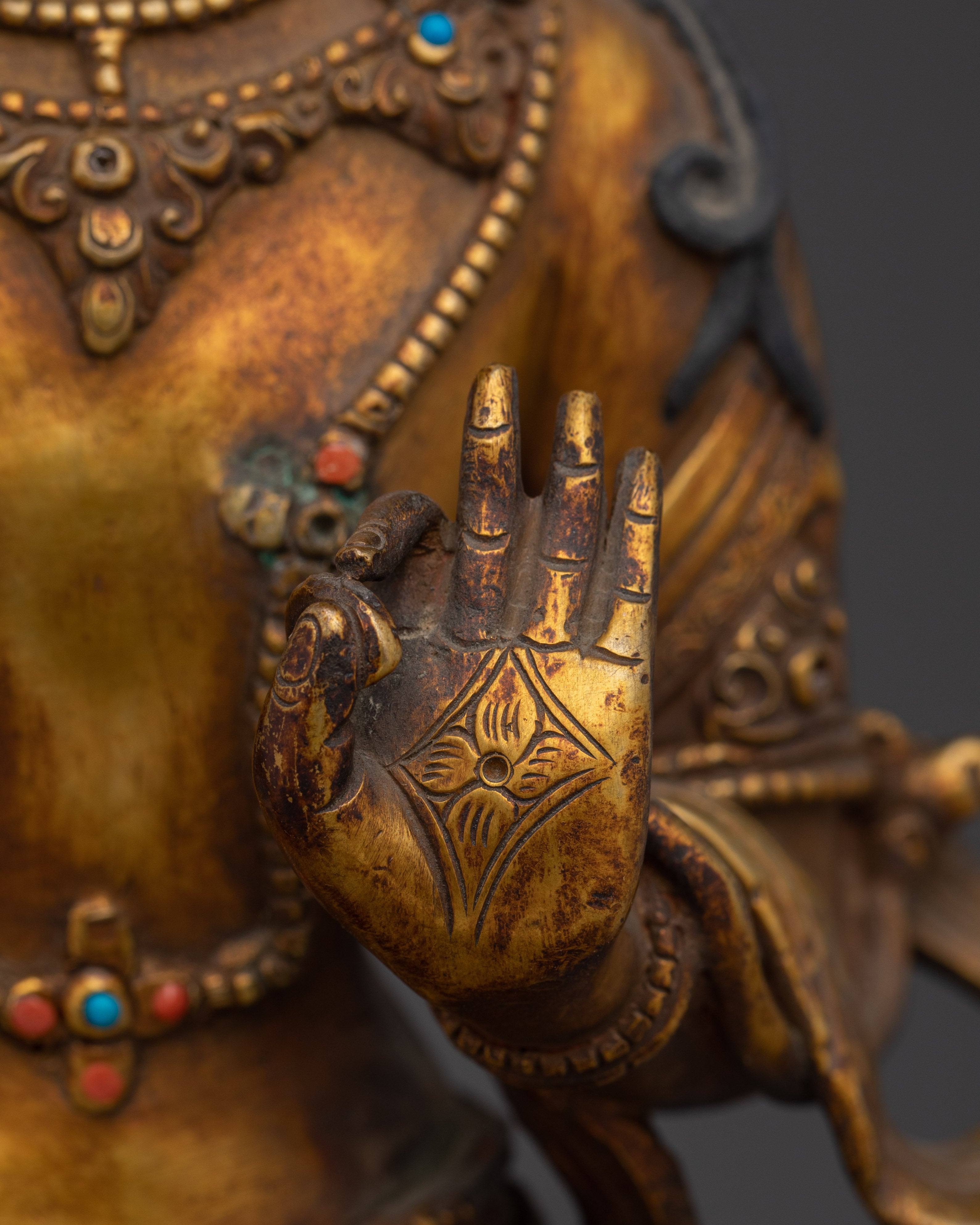 Lokeshwor Statue with Antique Finish