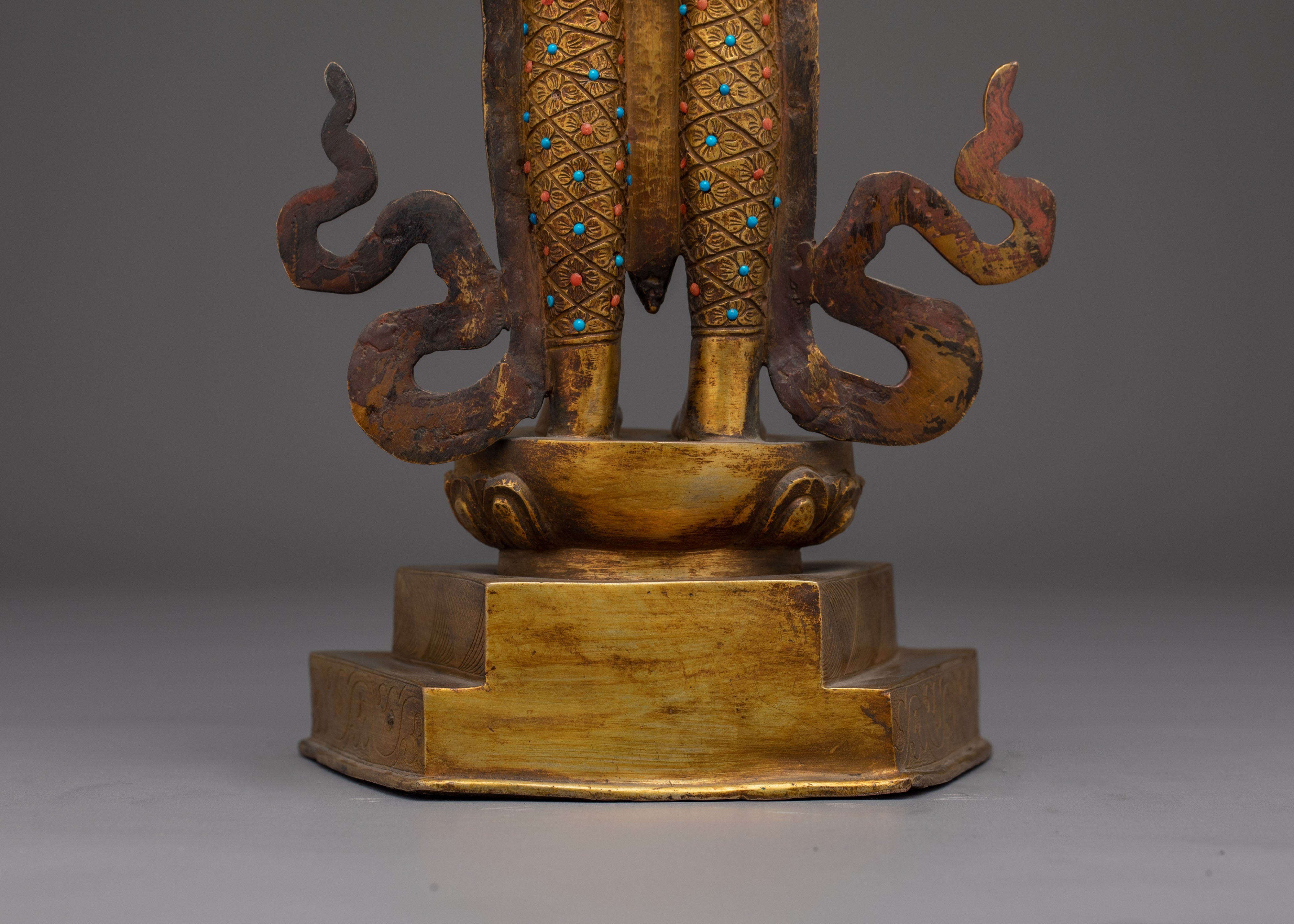 Lokeshwor Statue with Antique Finish