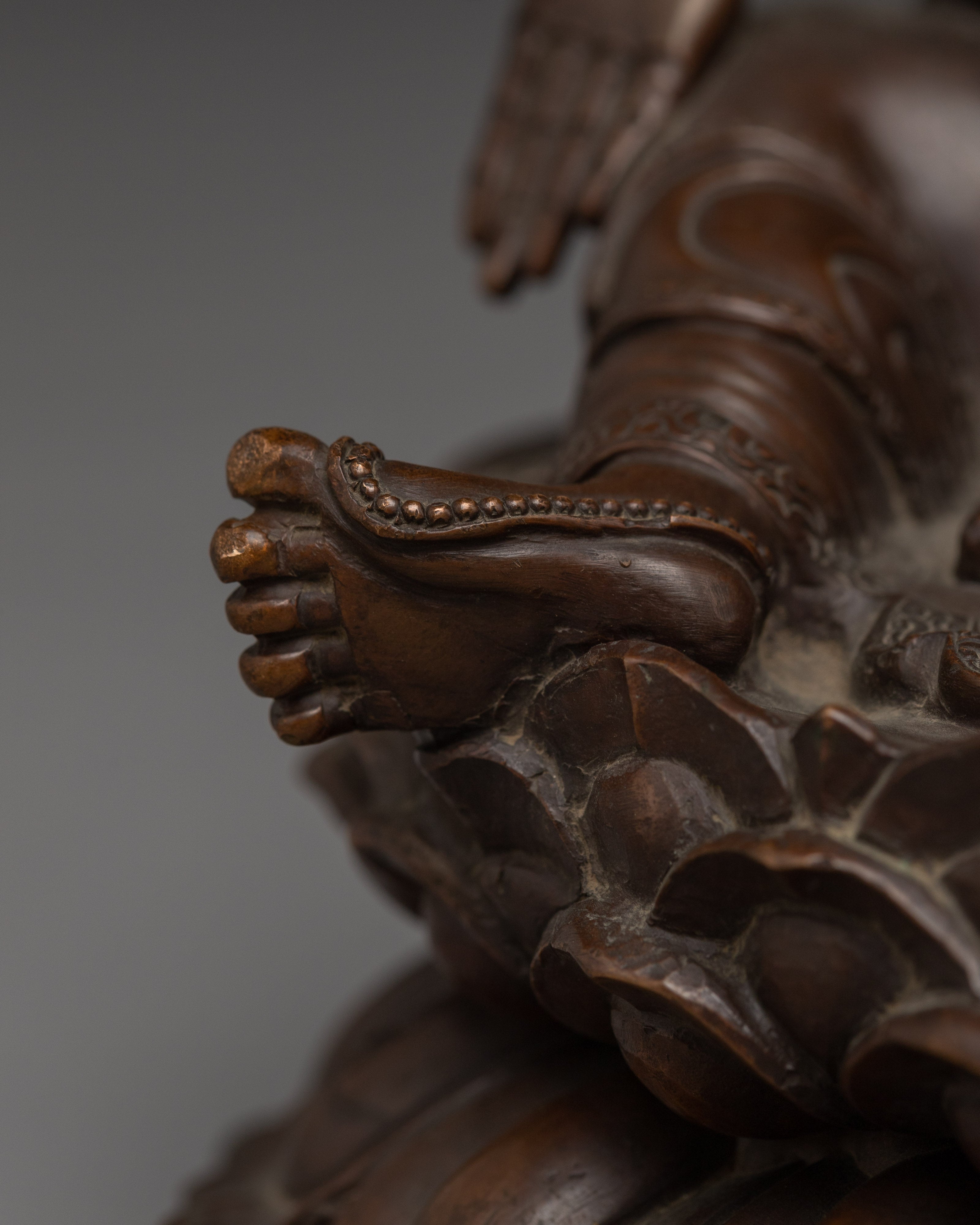 Oxidized Chenrezig Avalokiteshvara Statue | Compassion Buddha for Altar & Meditation