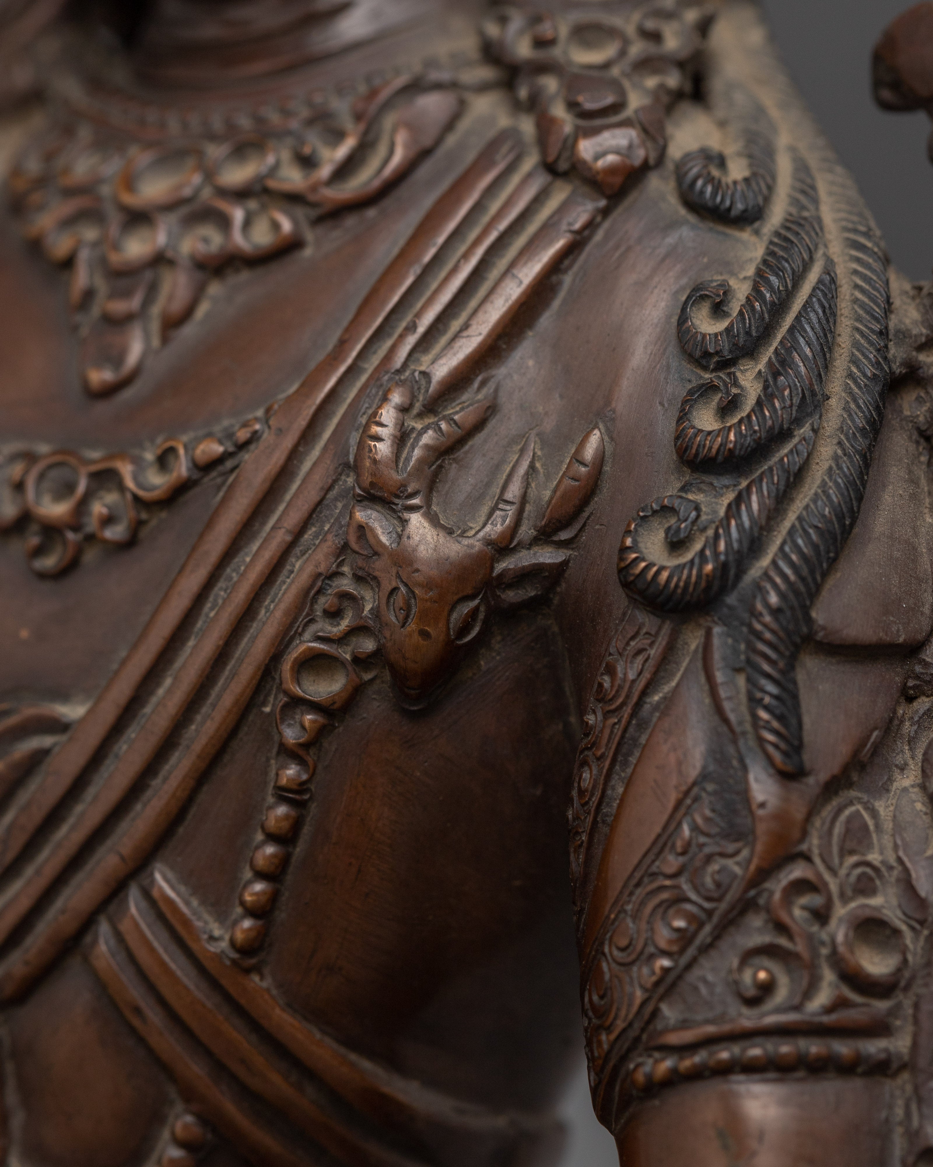 Oxidized Chenrezig Avalokiteshvara Statue | Compassion Buddha for Altar & Meditation