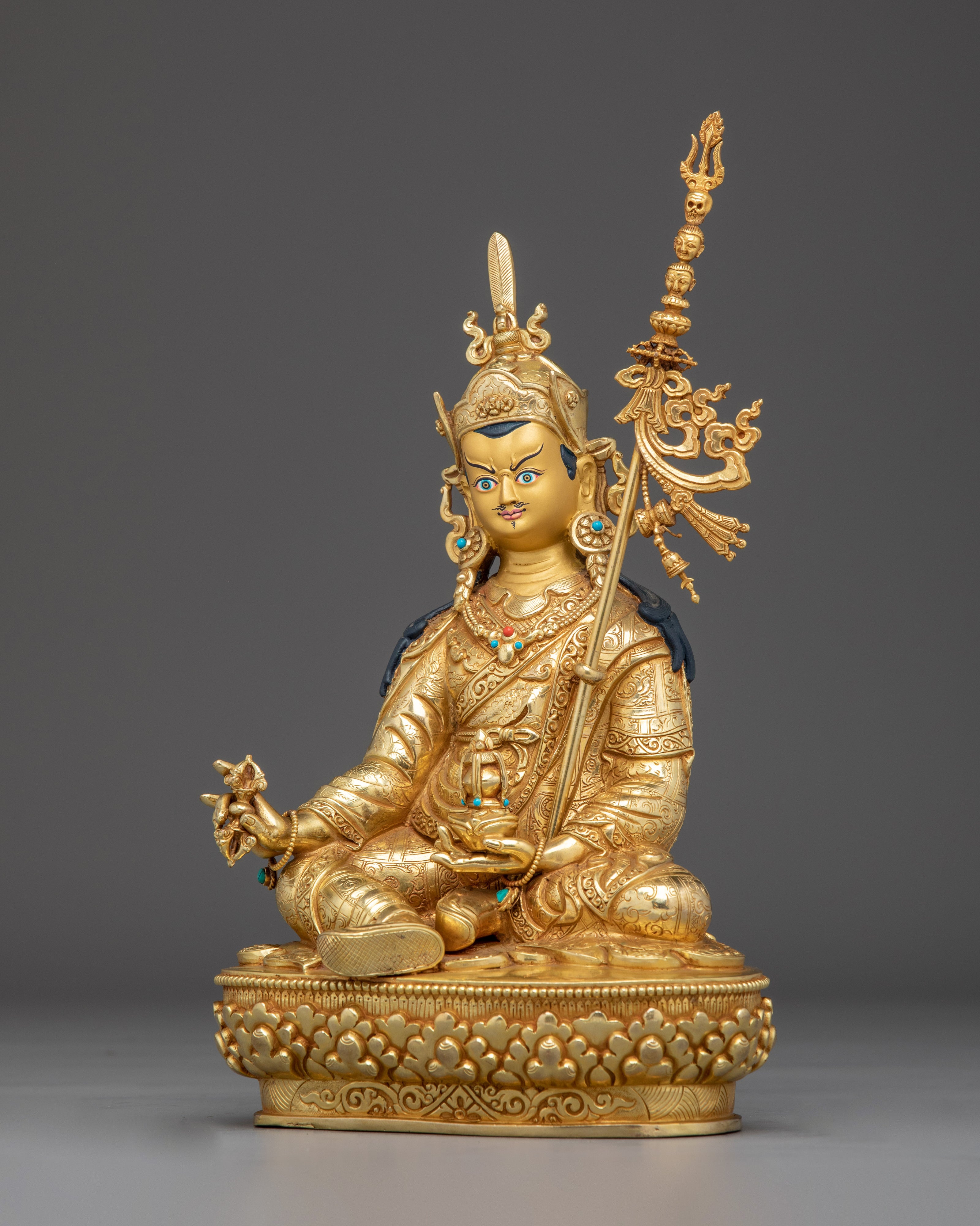 Guru Rinpoche, Tantric Vajrayana Teacher | Sacred Tibetan Figure