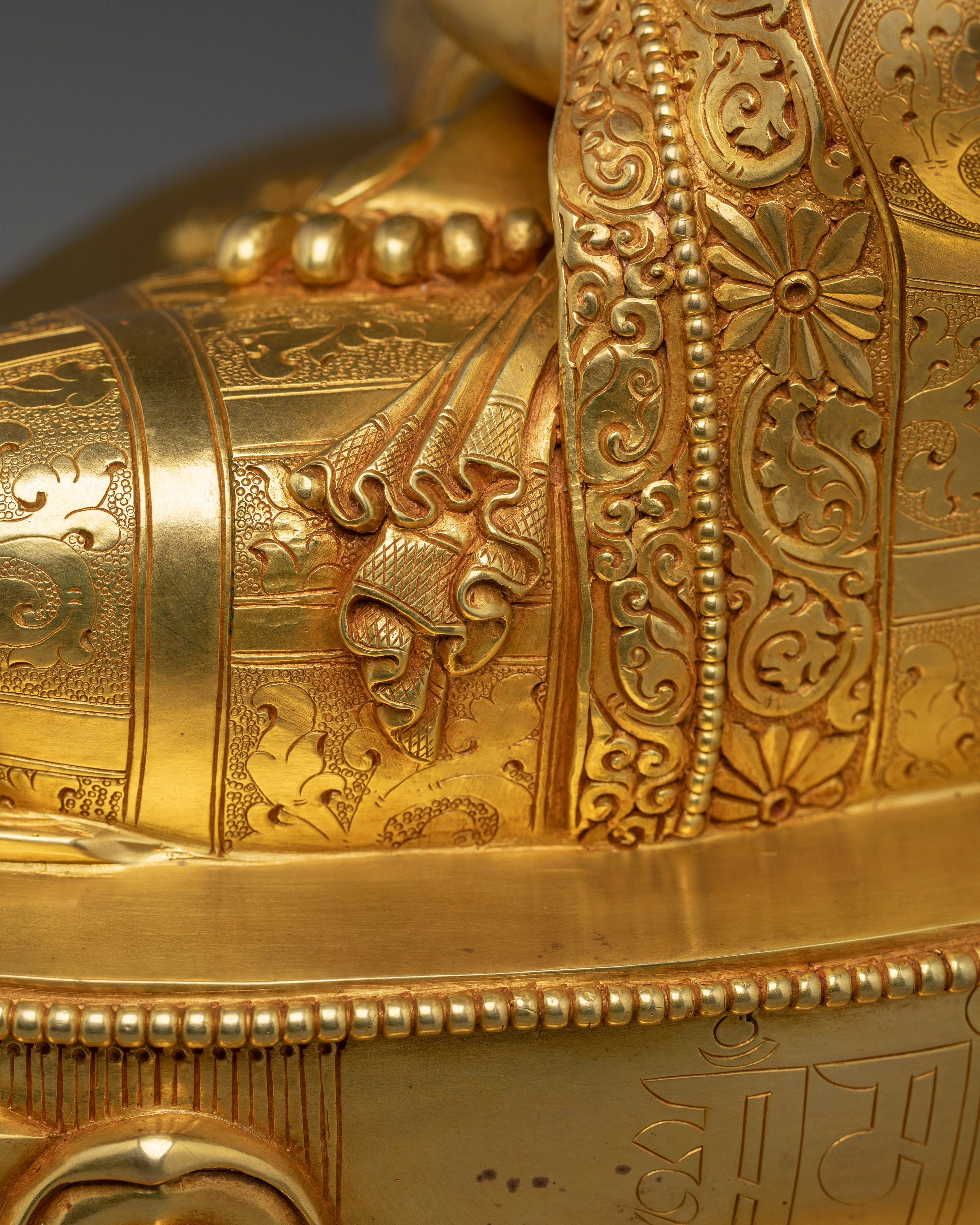 Tranquil Amitabha Buddha Handmade Statue | Buddhist Spiritual Artwork