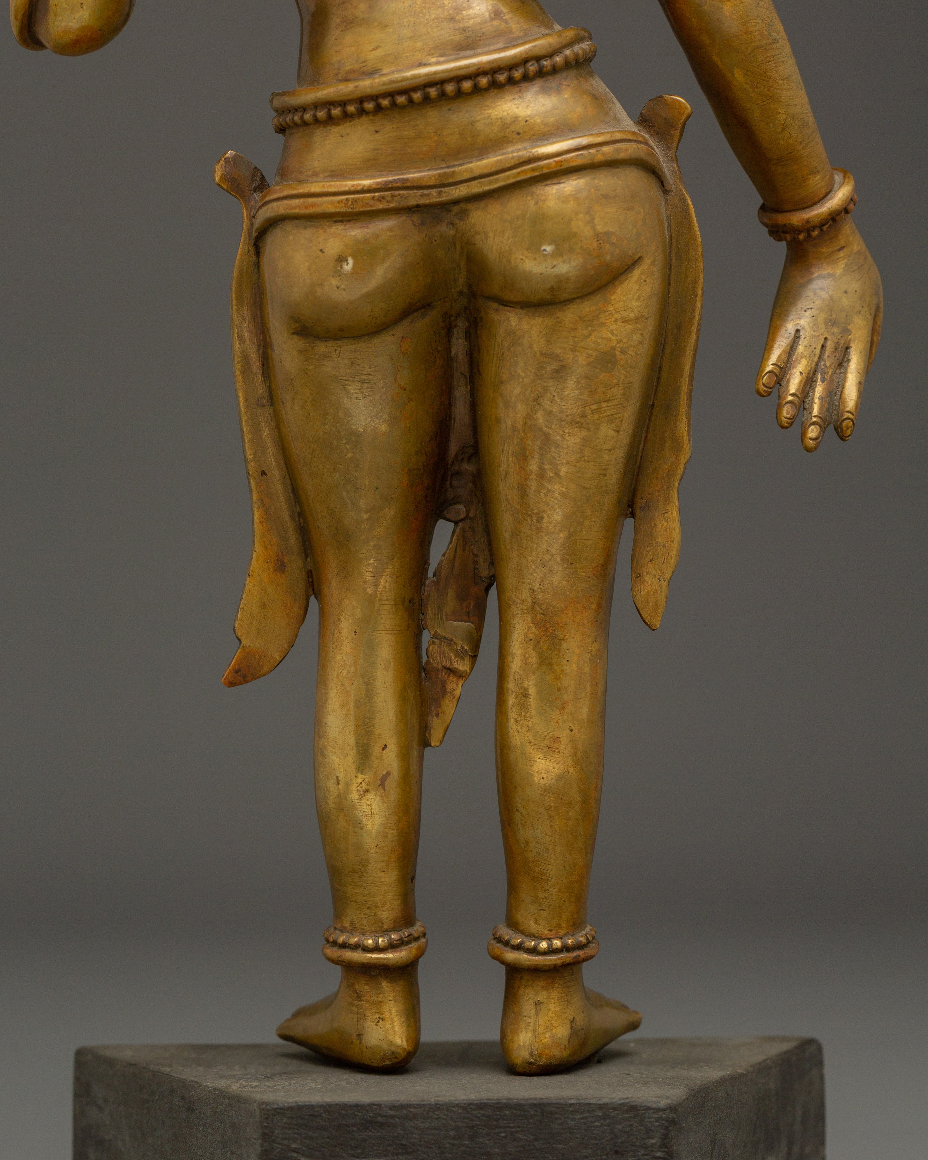 Serene Avalokiteshvara Copper Statue | Bodhisattva of Compassion