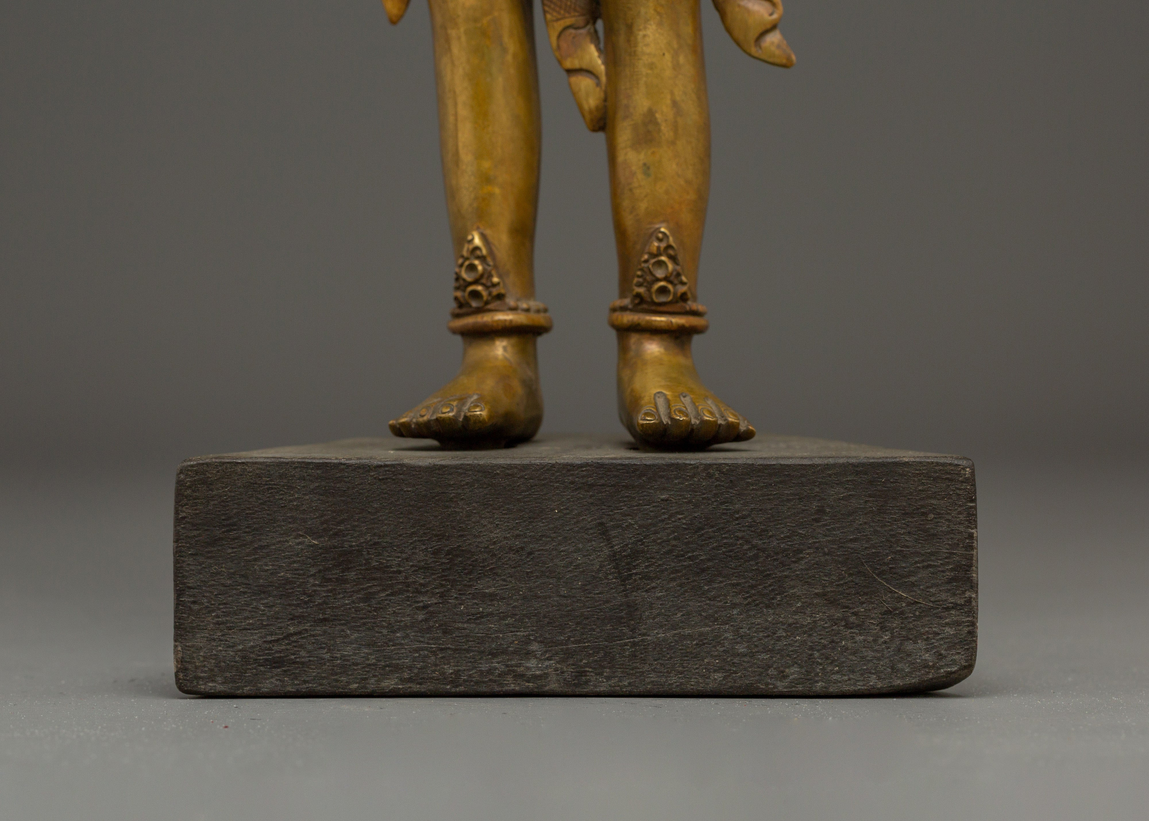 Serene Avalokiteshvara Copper Statue | Bodhisattva of Compassion