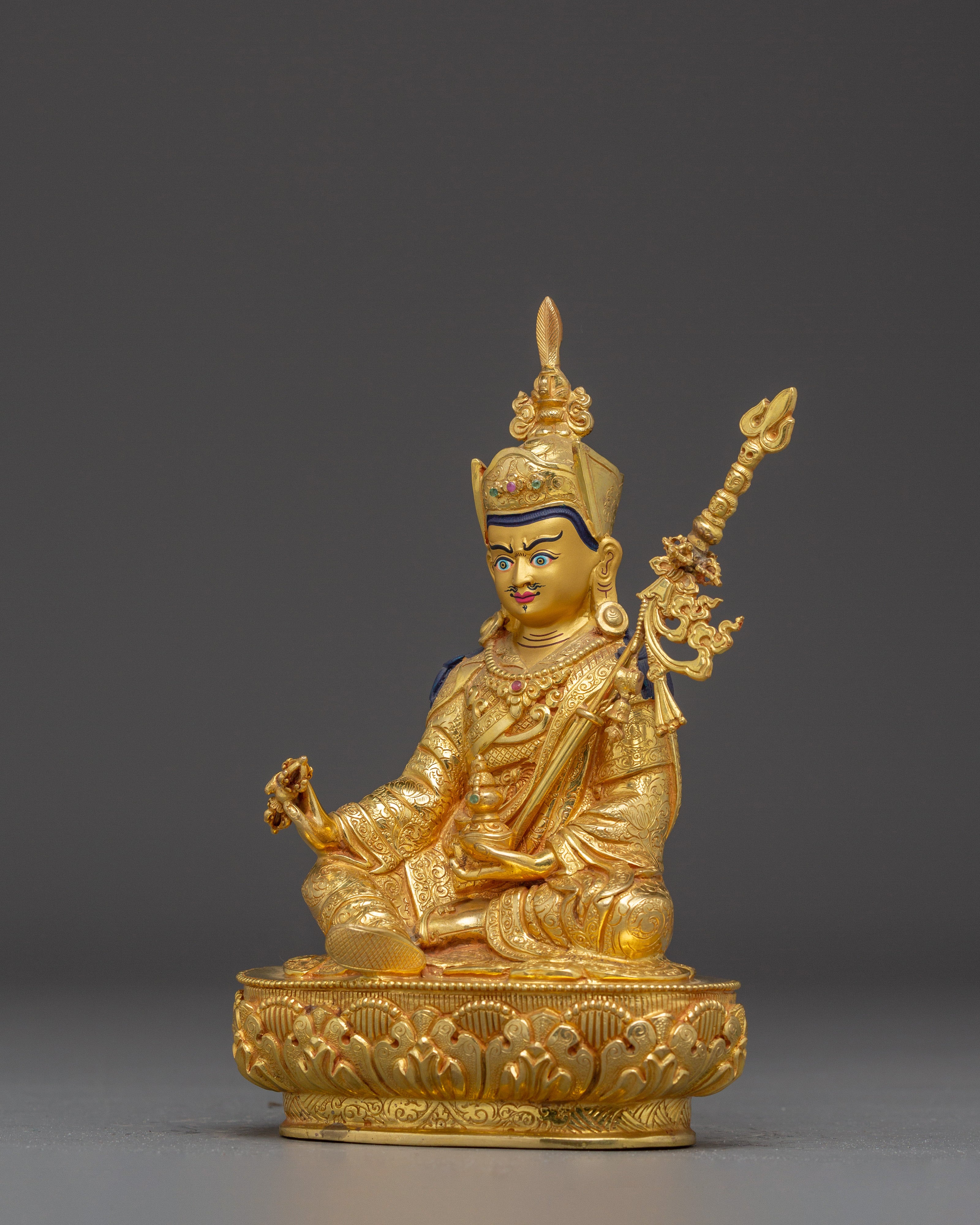 Meditation Art of Guru Rinpoche | Handmade Statue for Decor