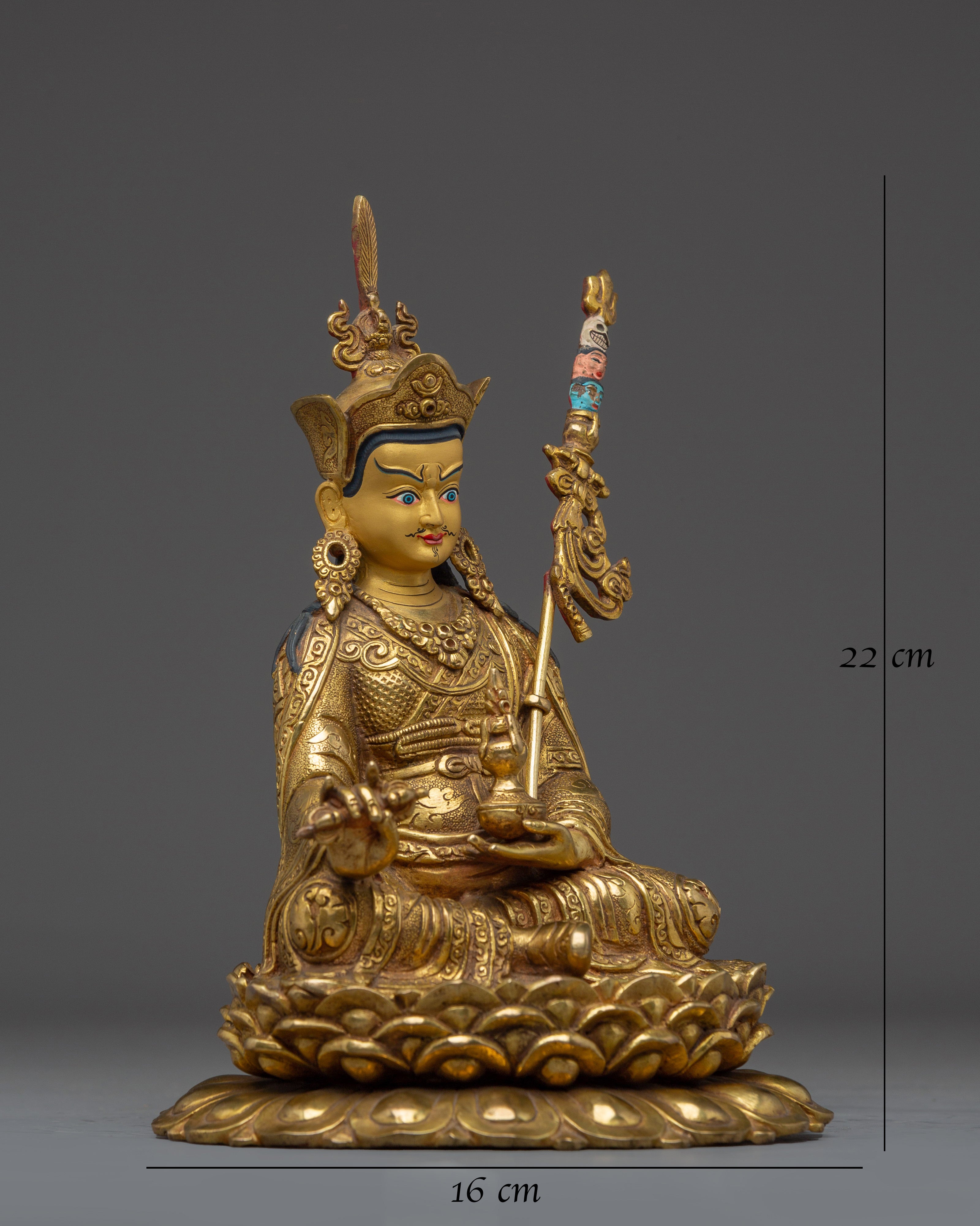 spiritual-teacher-figurine-of-guru-rinpoche