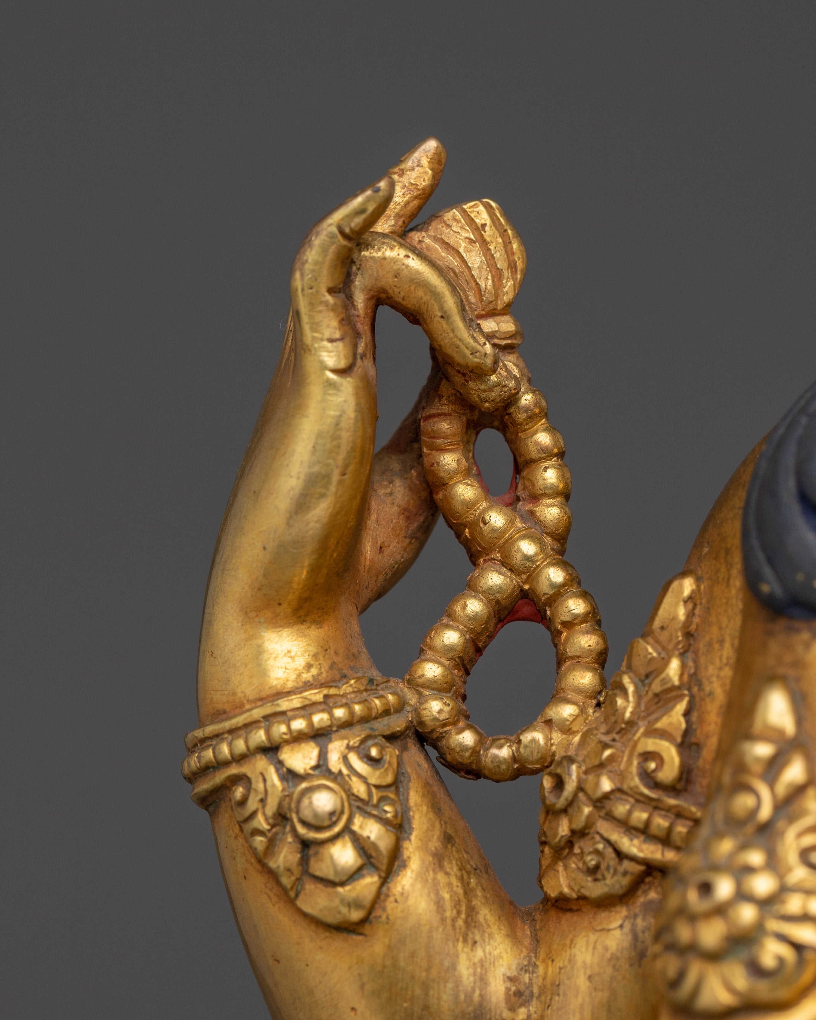 Buddhist Great Bodhisattva Chenrezig Statue | Symbol of Compassion