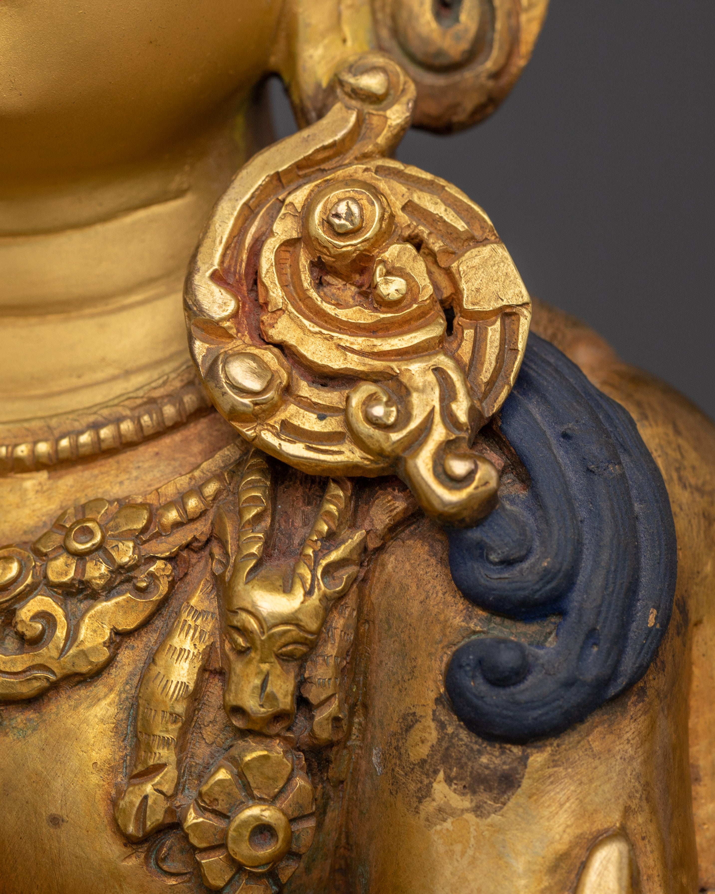 Buddhist Great Bodhisattva Chenrezig Statue | Symbol of Compassion