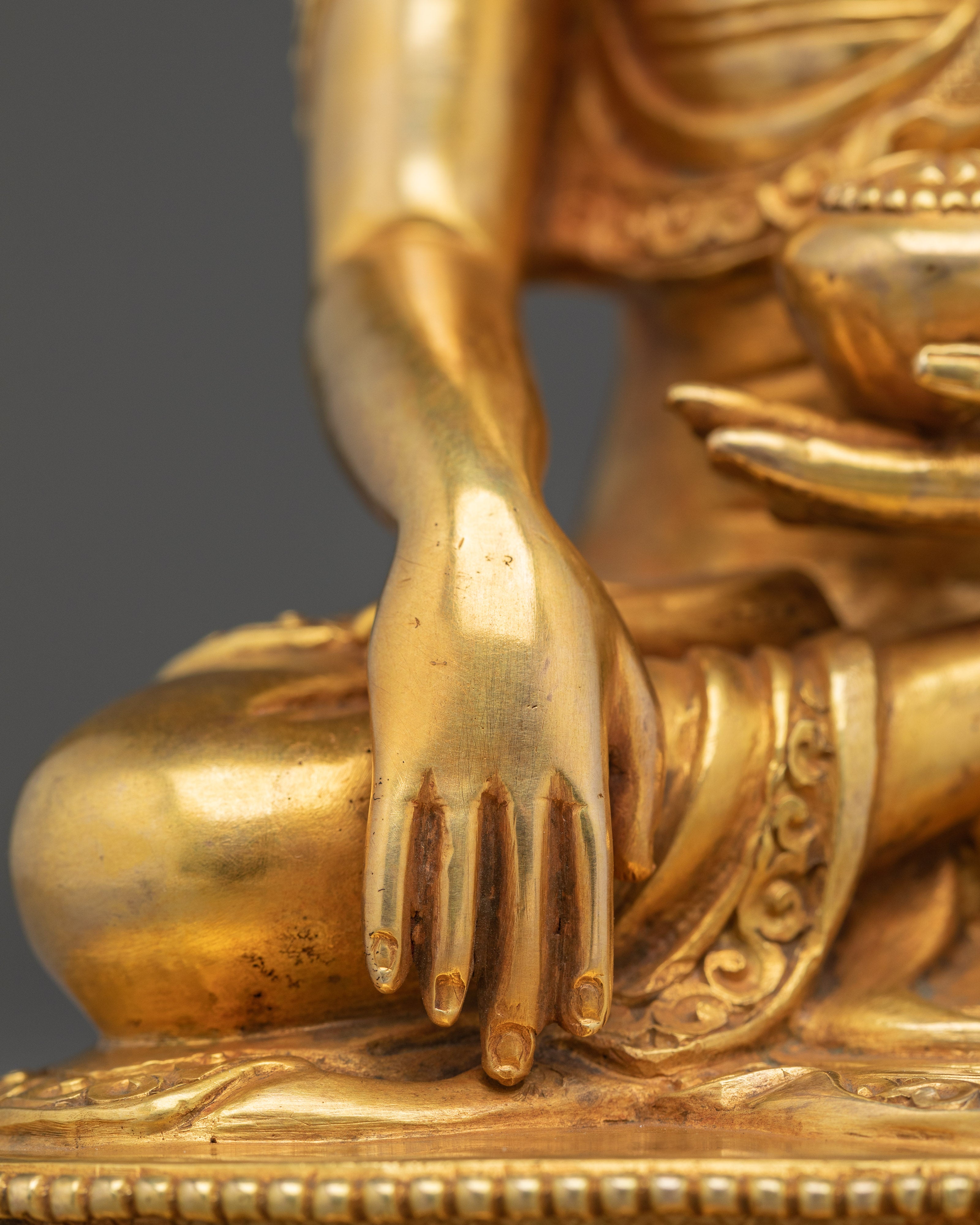Gold-Gilded Shakyamuni Buddha Statue in Copper | Symbol of Enlightenment