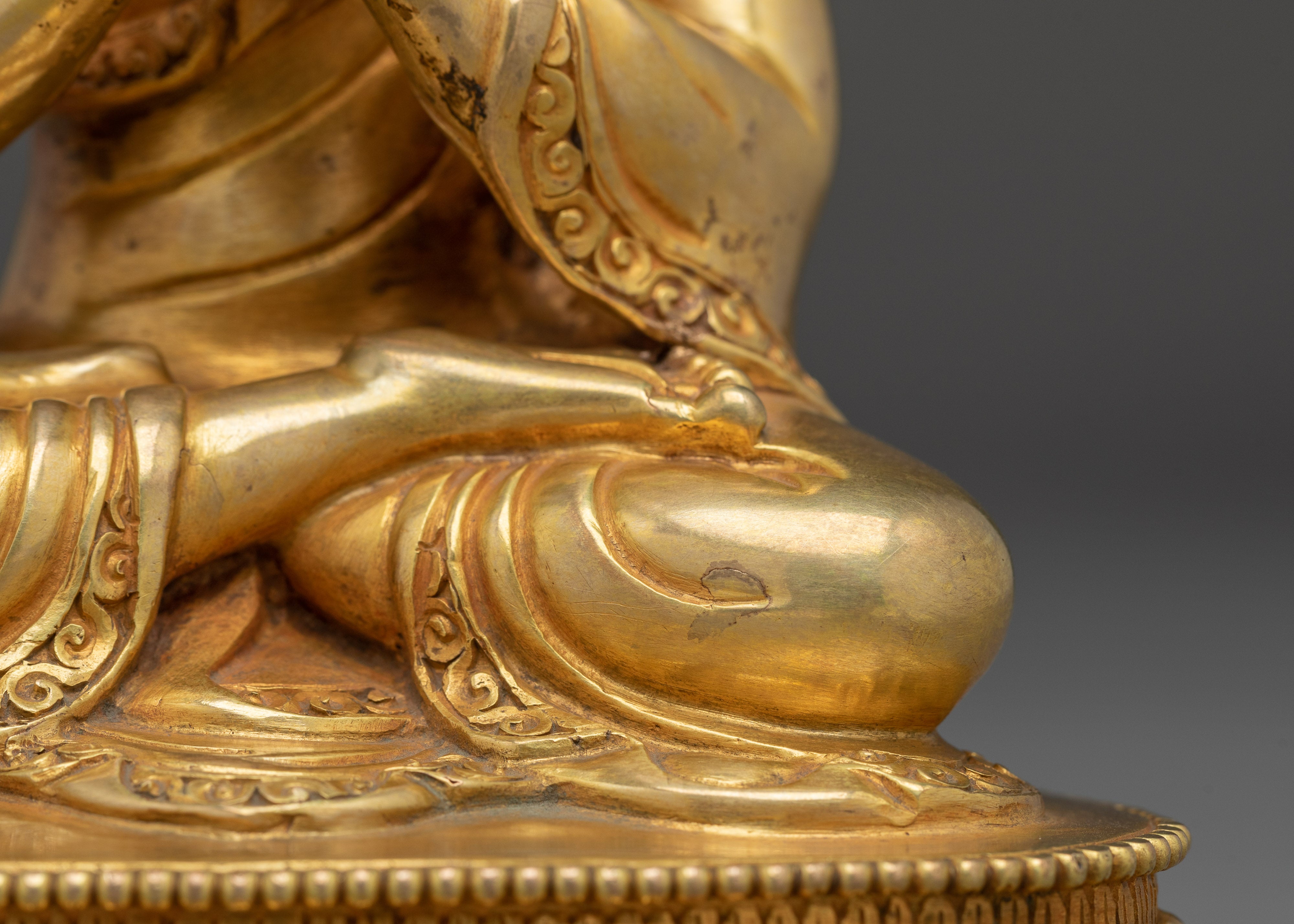 Handcrafted Gold Vairocana Buddha Statue | Sculpture of Wisdom and Enlightenment