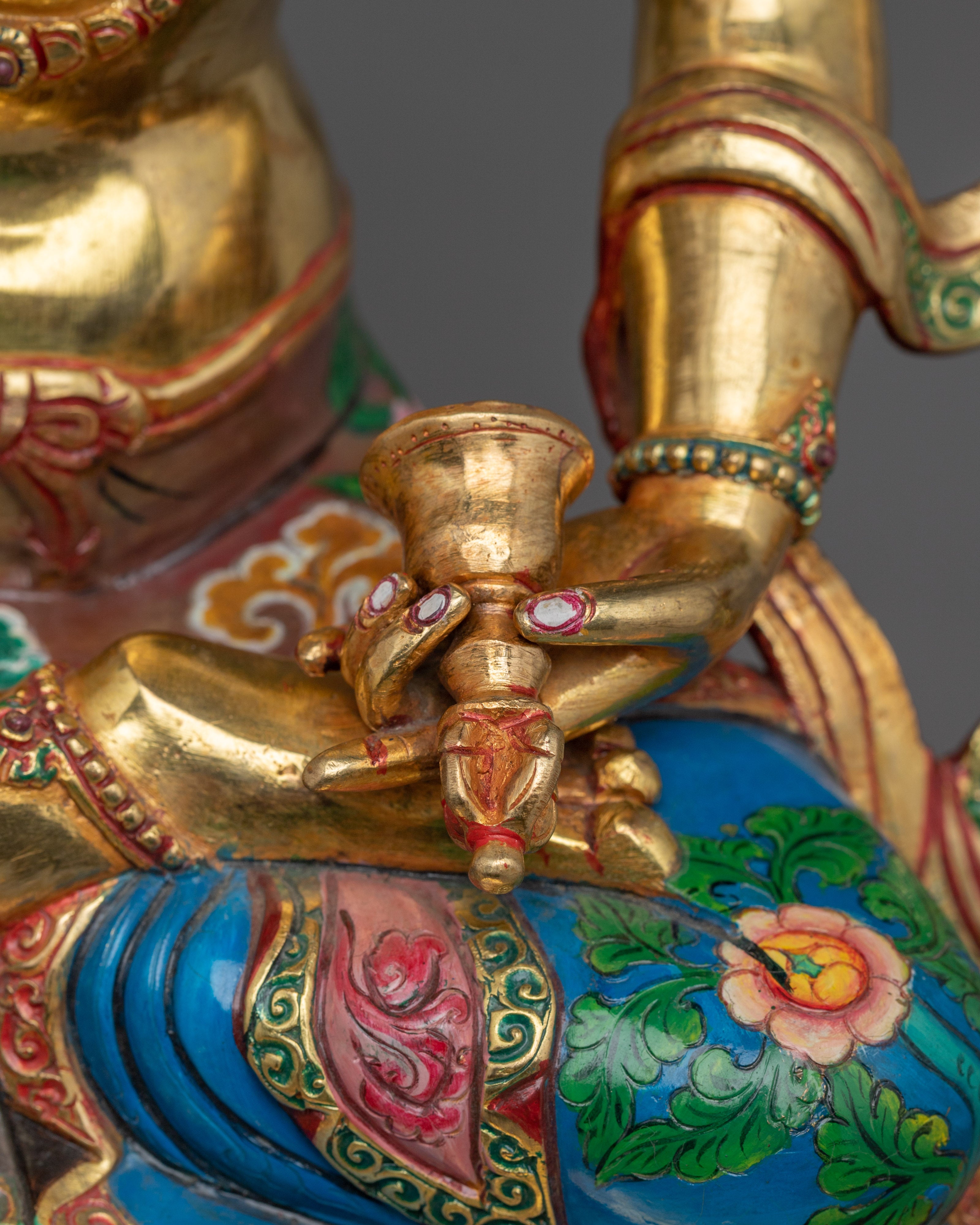 Golden statue of Vajrasattva | Dorje Sempa - Embodiment of Purification