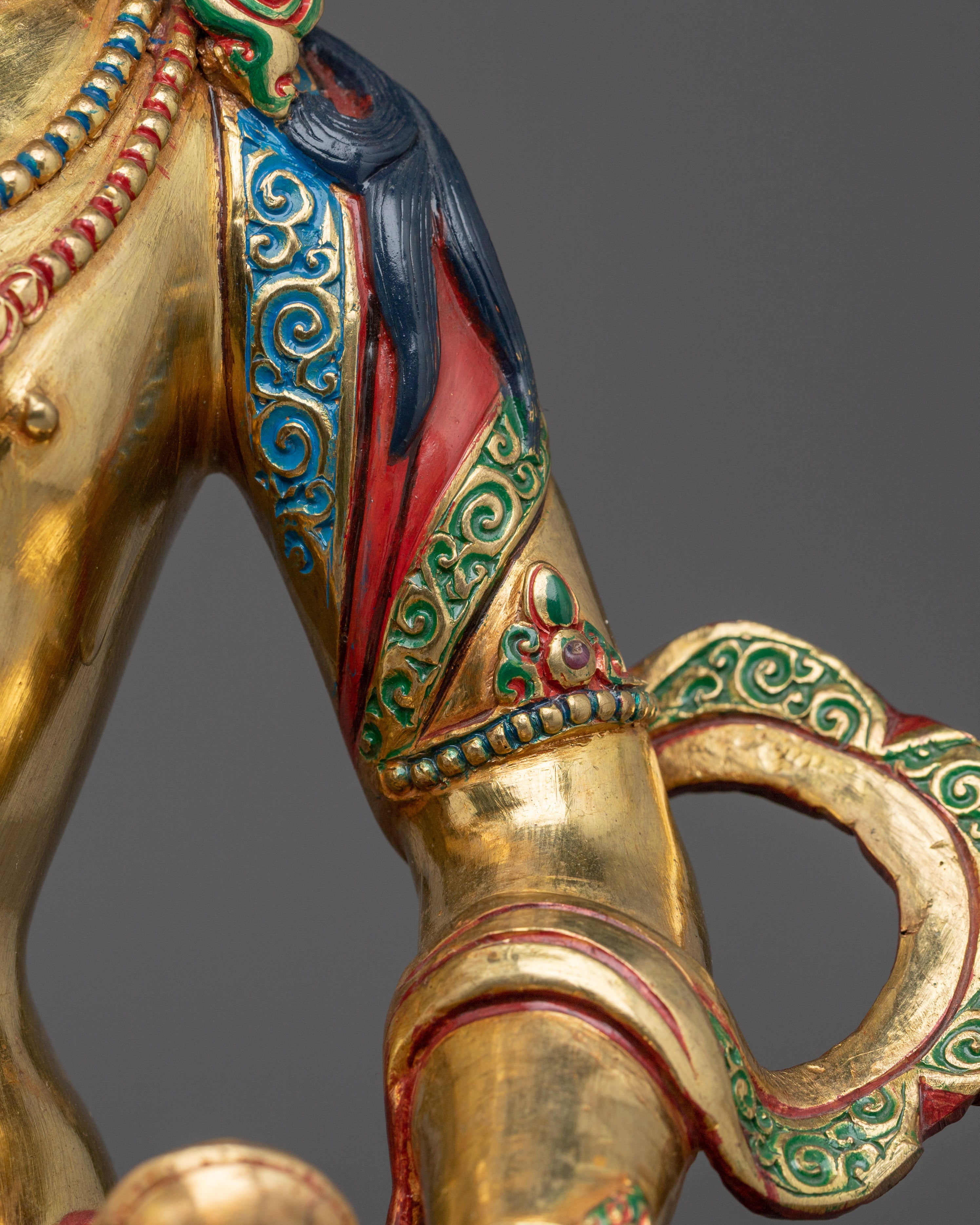 Golden statue of Vajrasattva | Dorje Sempa - Embodiment of Purification