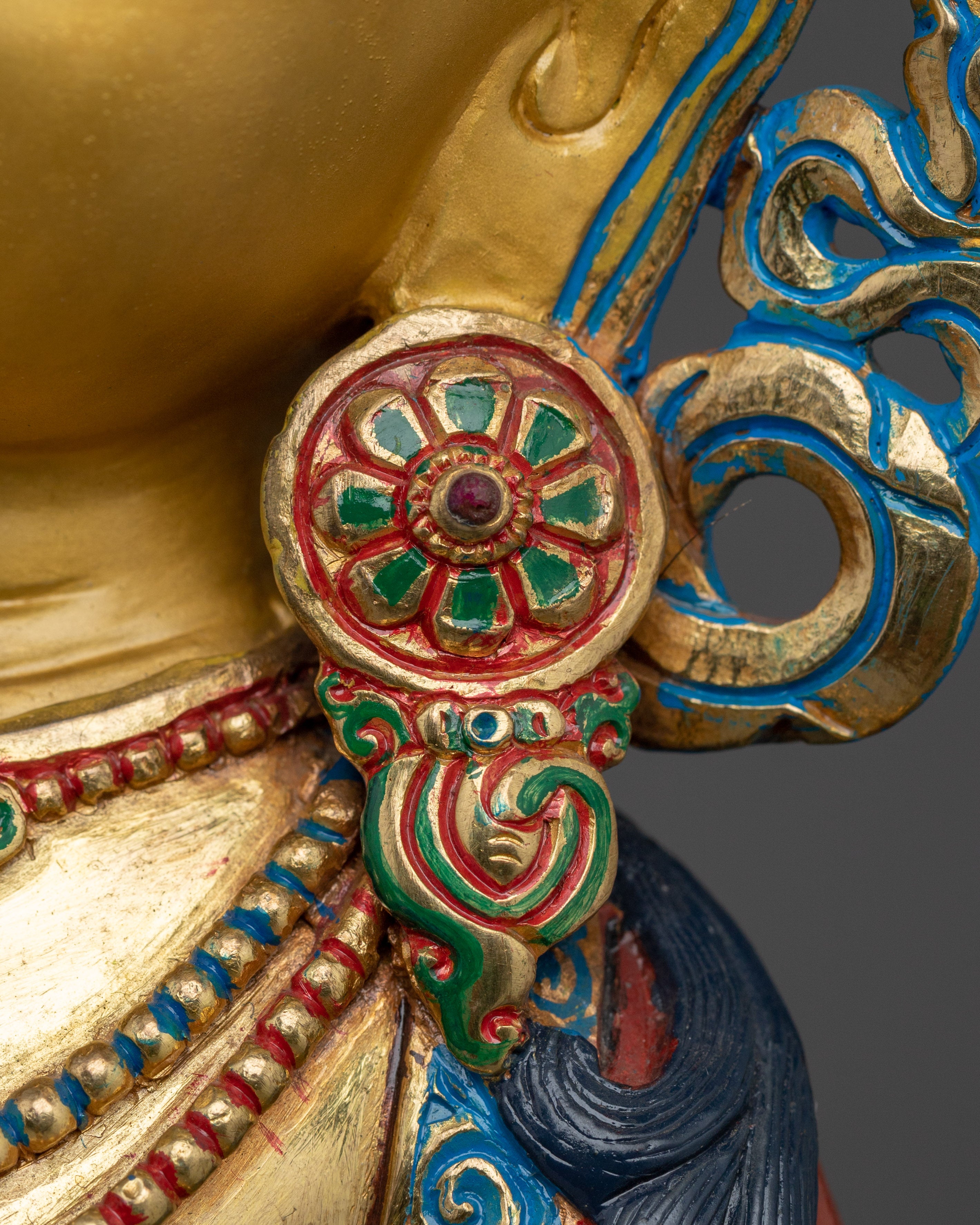 Golden statue of Vajrasattva | Dorje Sempa - Embodiment of Purification