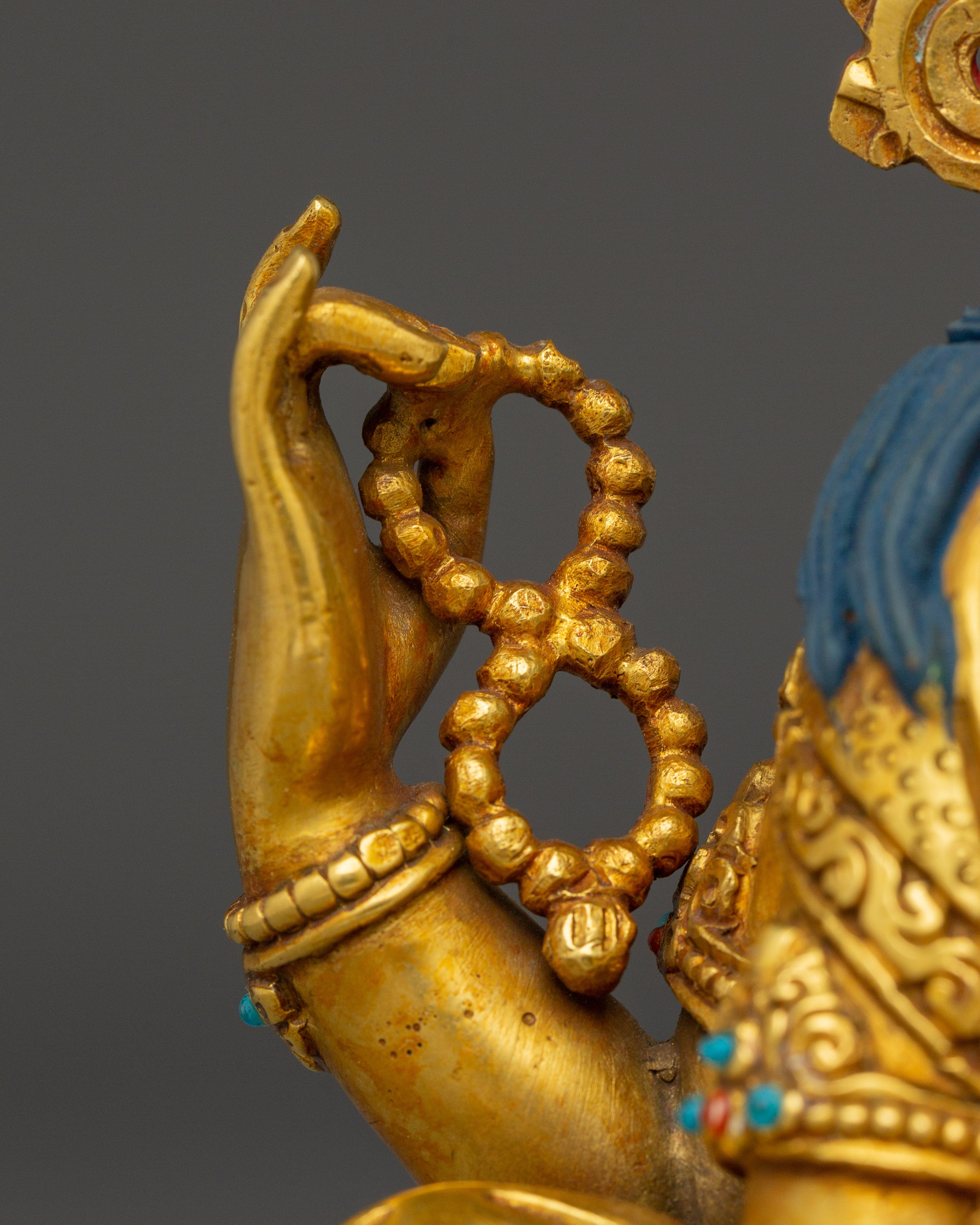 Peaceful Statue of Chenrezig | Bodhisattva of Infinite Compassion