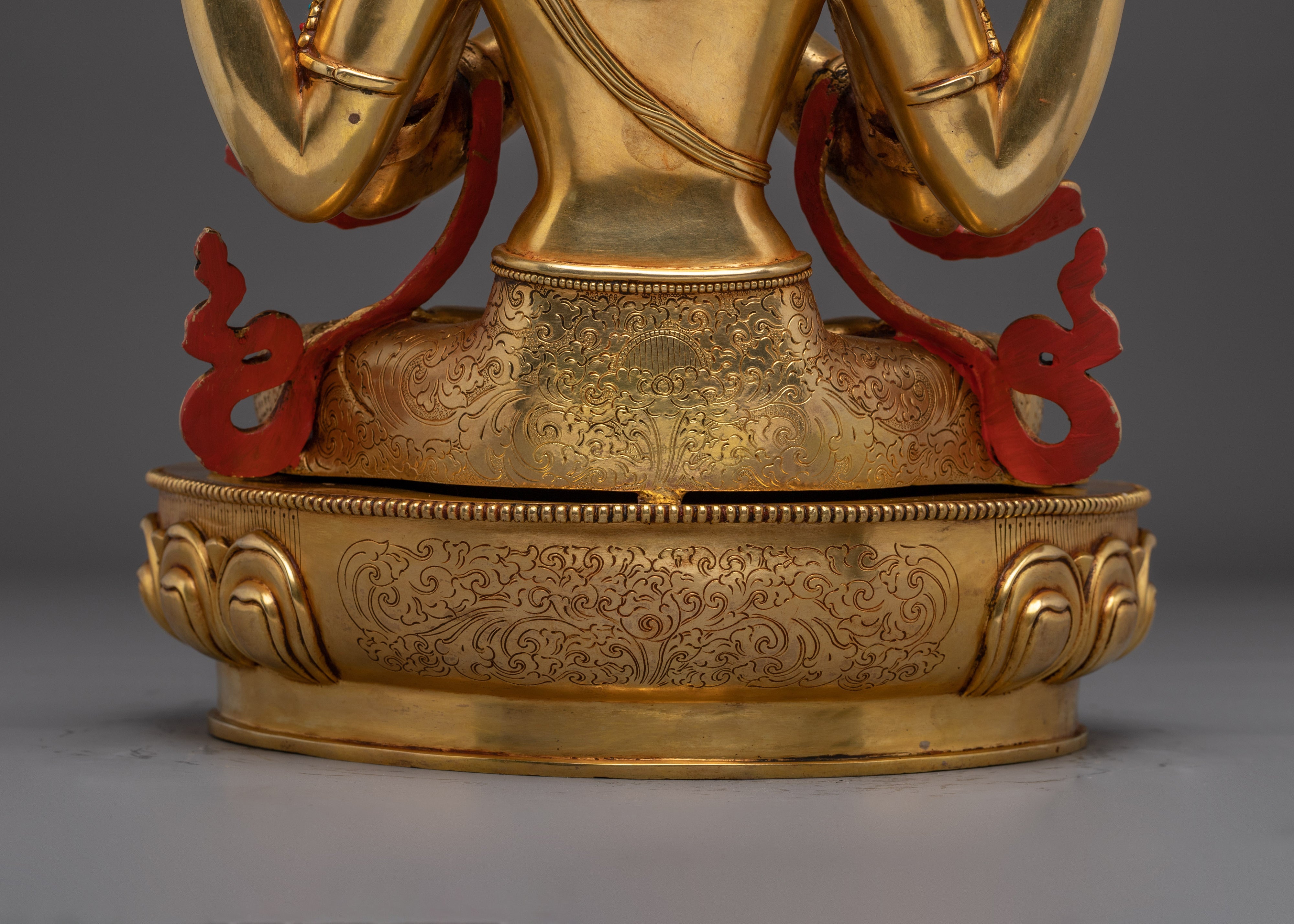 Protective Bodhisattva Chenrezig Artwork | The one who looks with unwavering eye