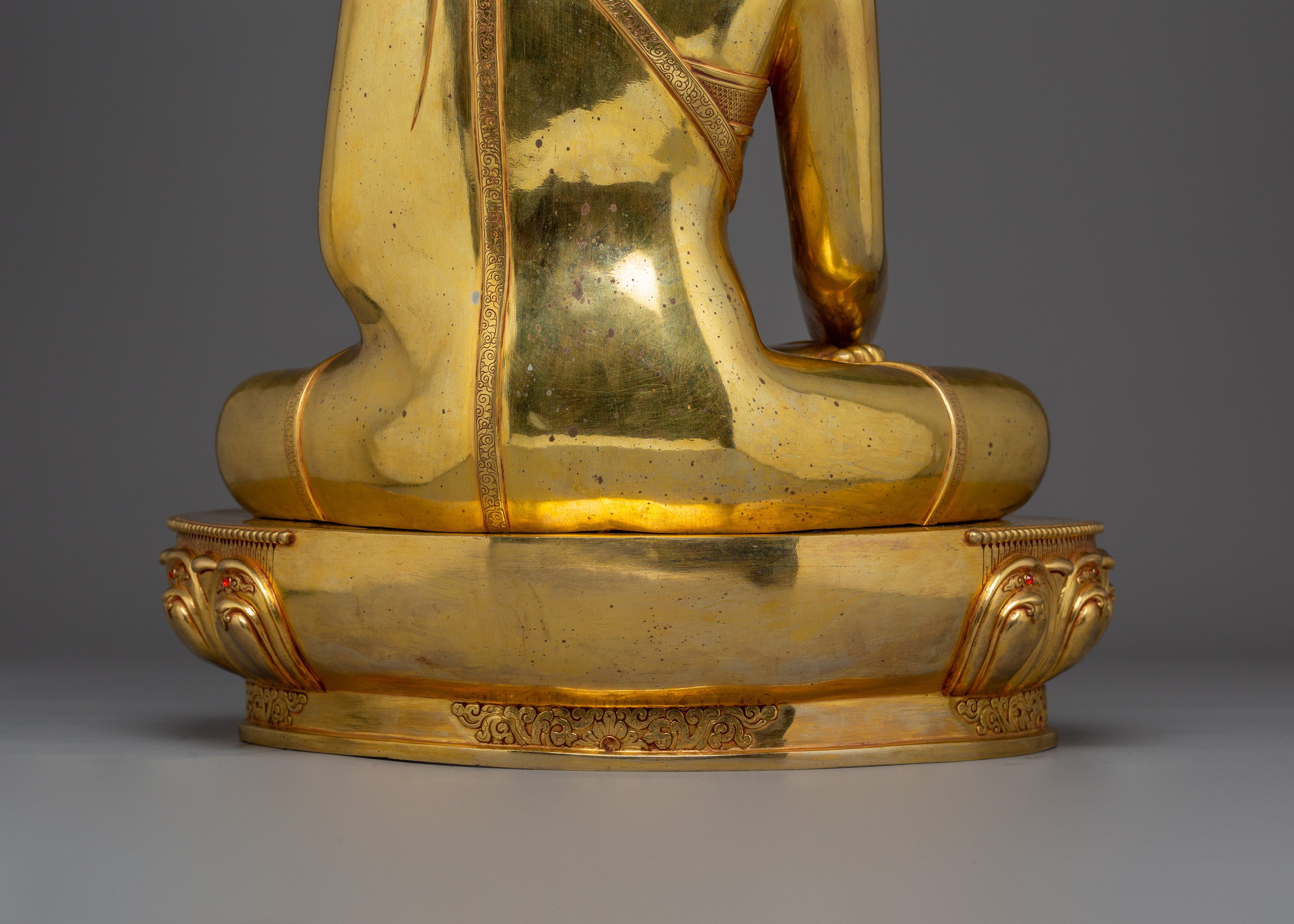 Seated Spiritual Master Shakyamuni Buddha | Symbol of Awakening and Inner Peace