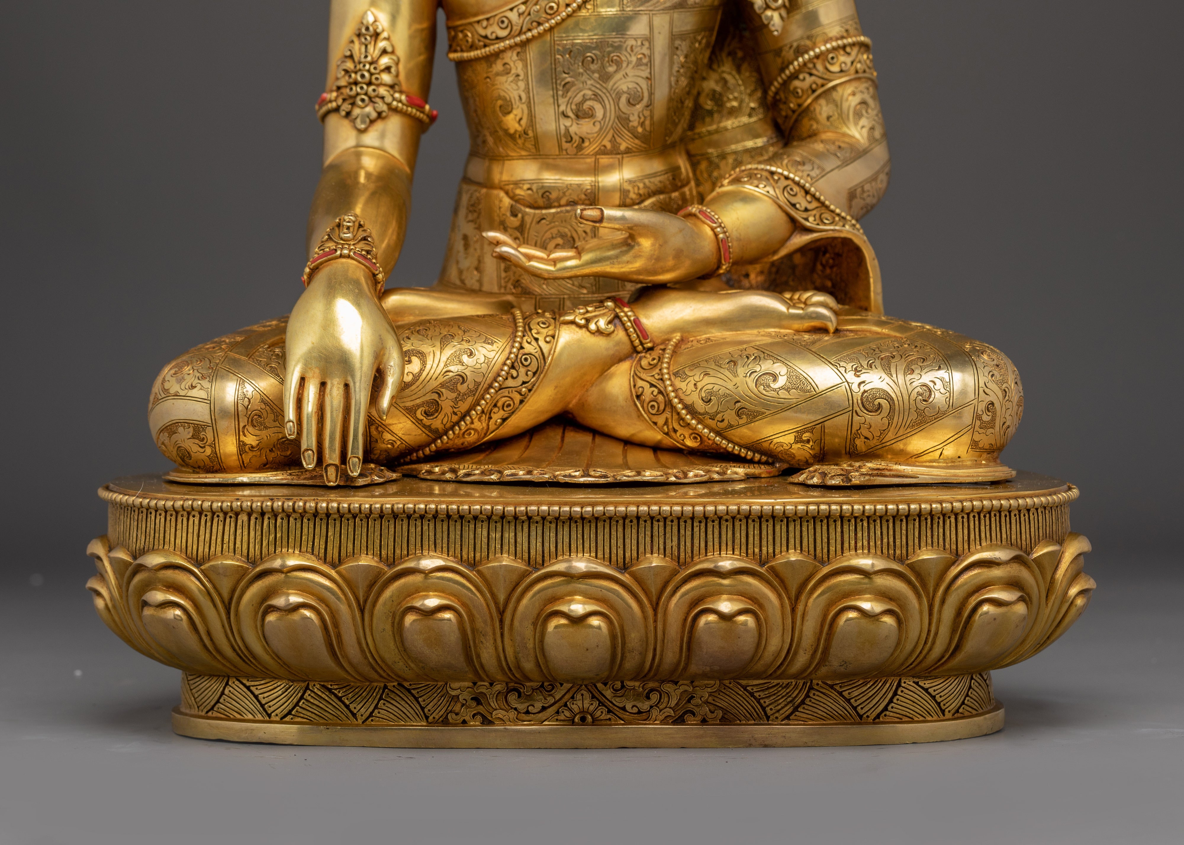 Crown Shakyamuni Buddha Art | Mindfulness Symbol