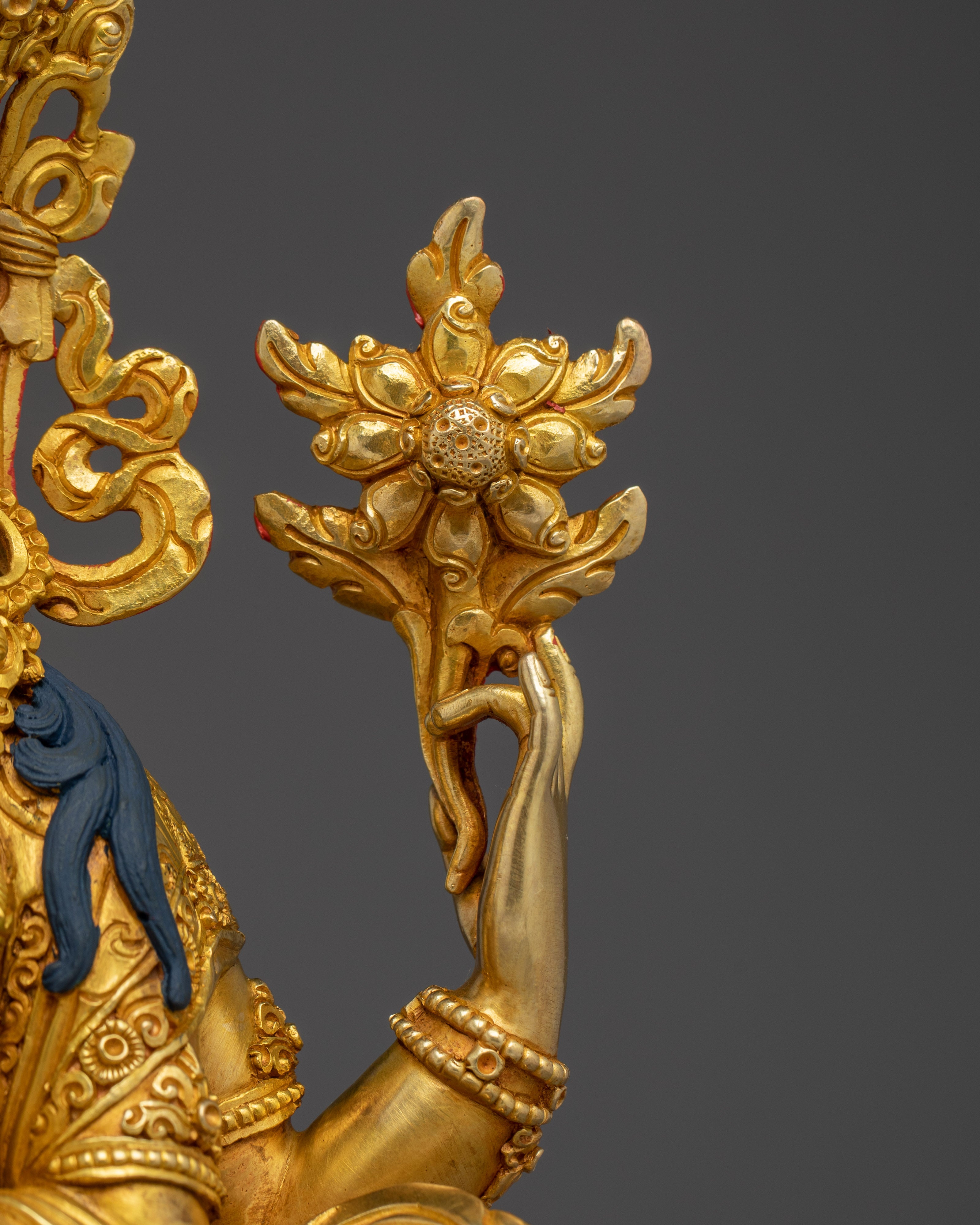 Bodhisattva of Compassion Chenrezig Figurine | The one who looks with unwavering eye