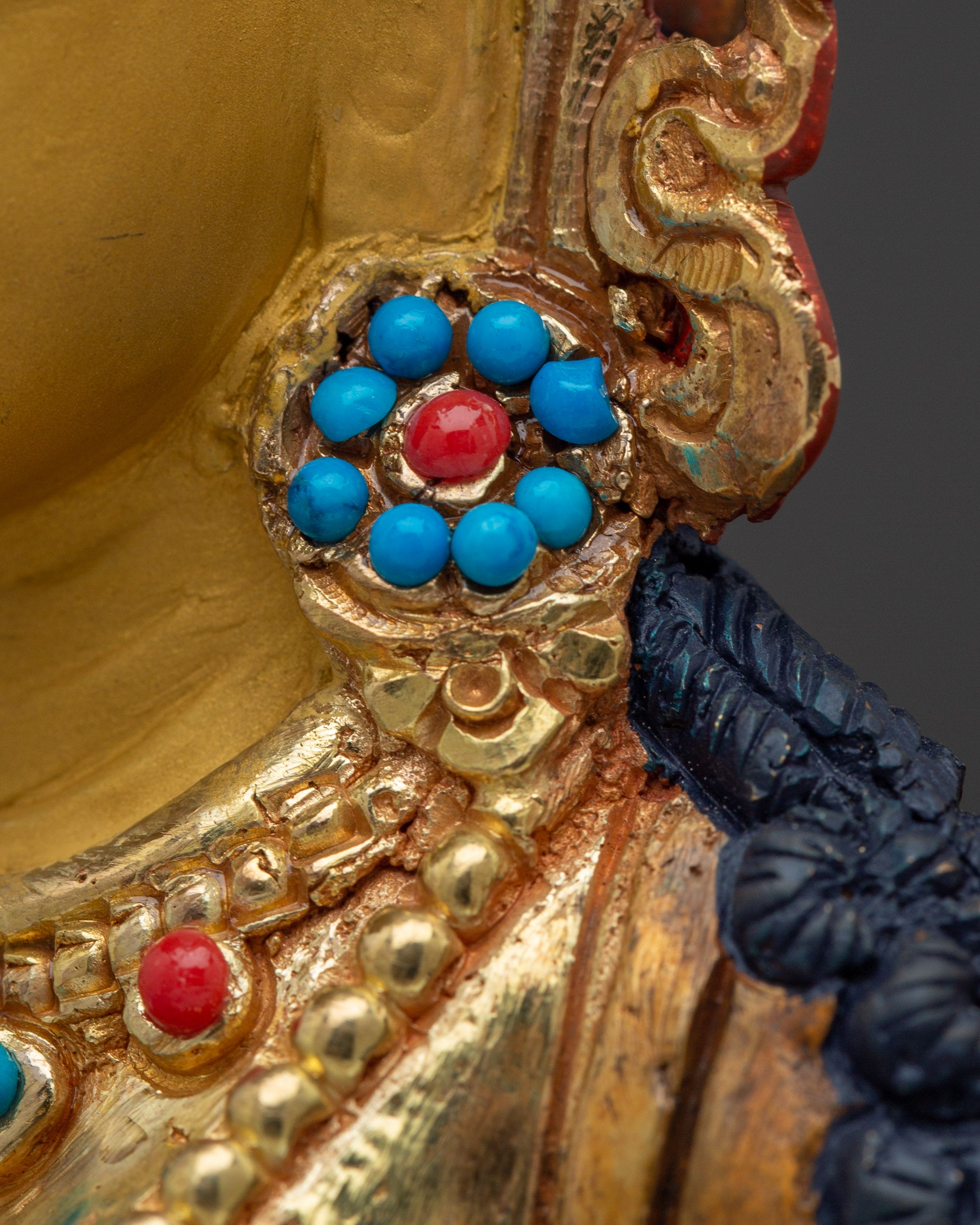 Naag kanya Statue: Revered Serpent Deity