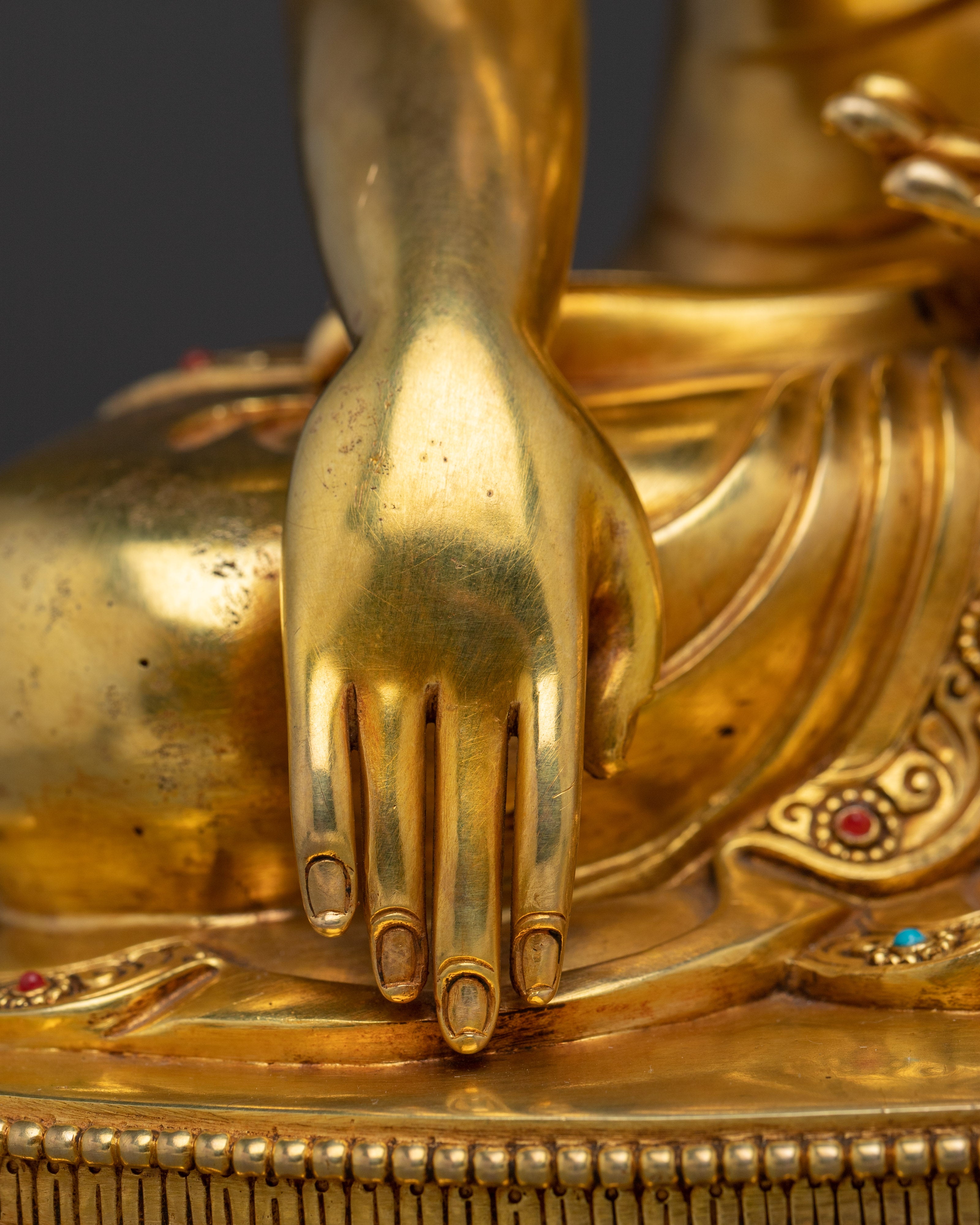 Shakyamuni Buddha Copper Statue in Gold Gilding | Copper Meditation Sculpture