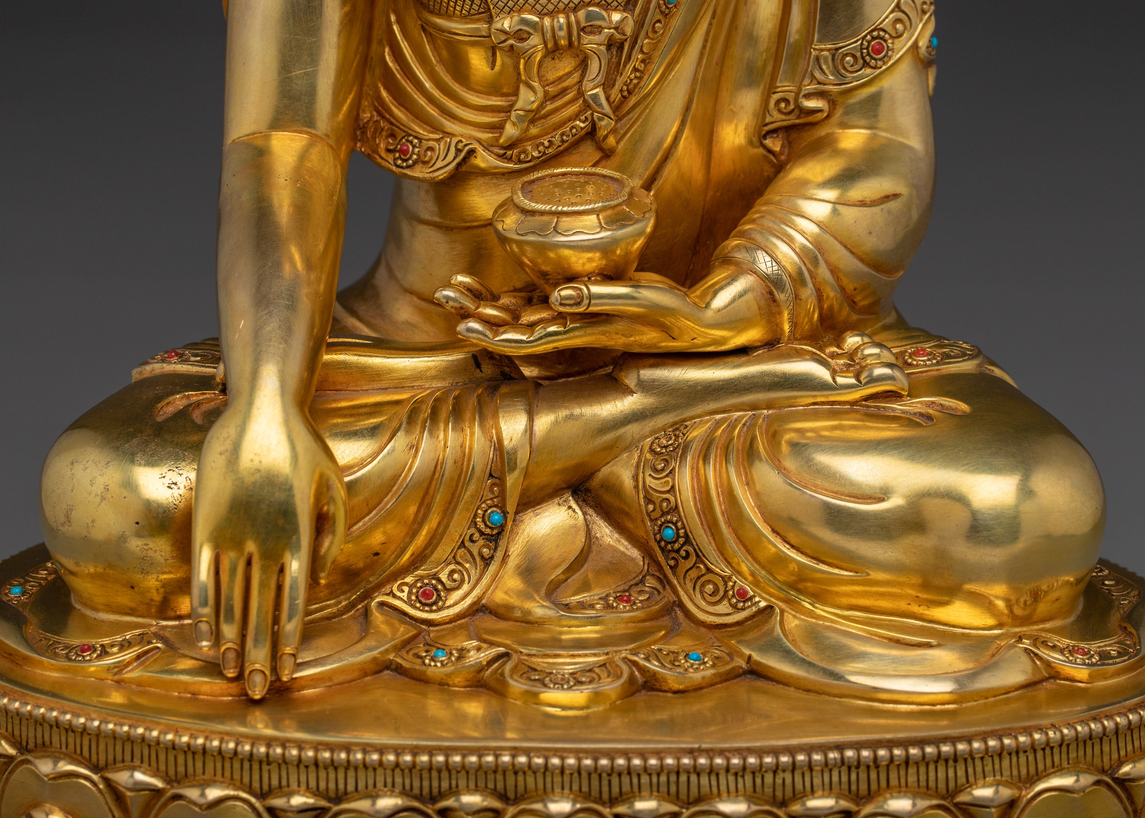Shakyamuni Buddha Copper Statue in Gold Gilding | Copper Meditation Sculpture