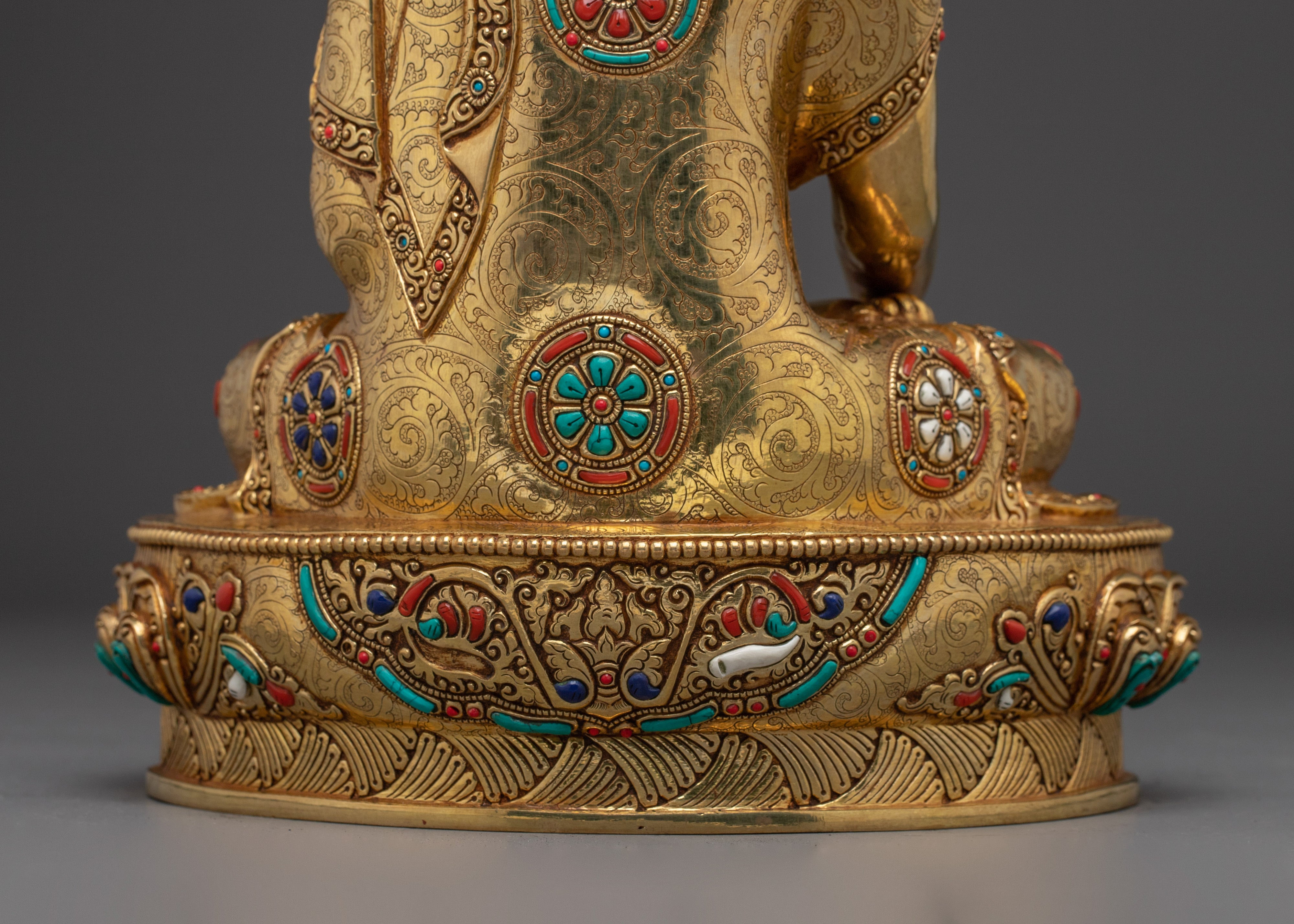 Shakyamuni Buddha Statue: The Sage of Shakyas