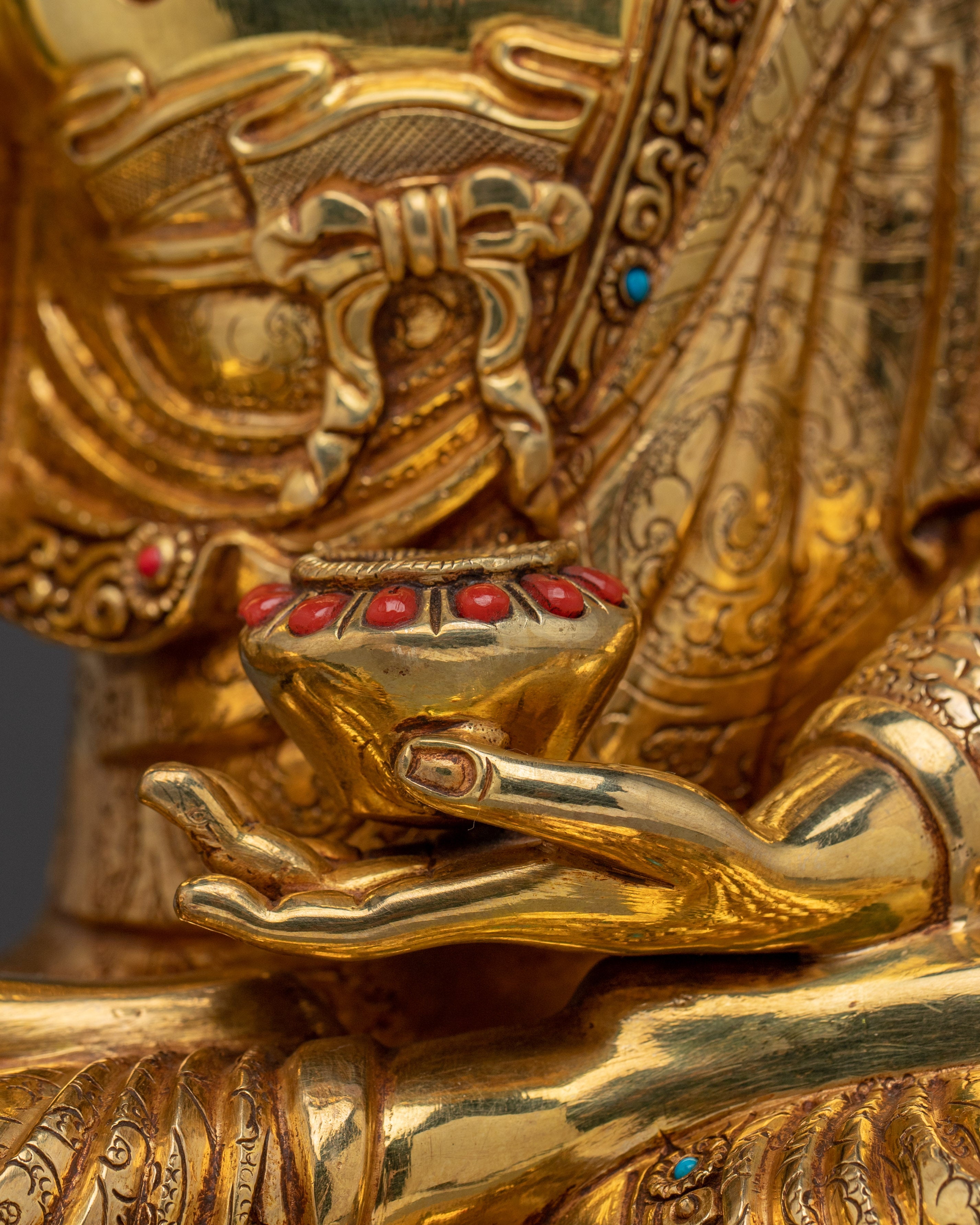 Shakyamuni Buddha Statue: The Sage of Shakyas