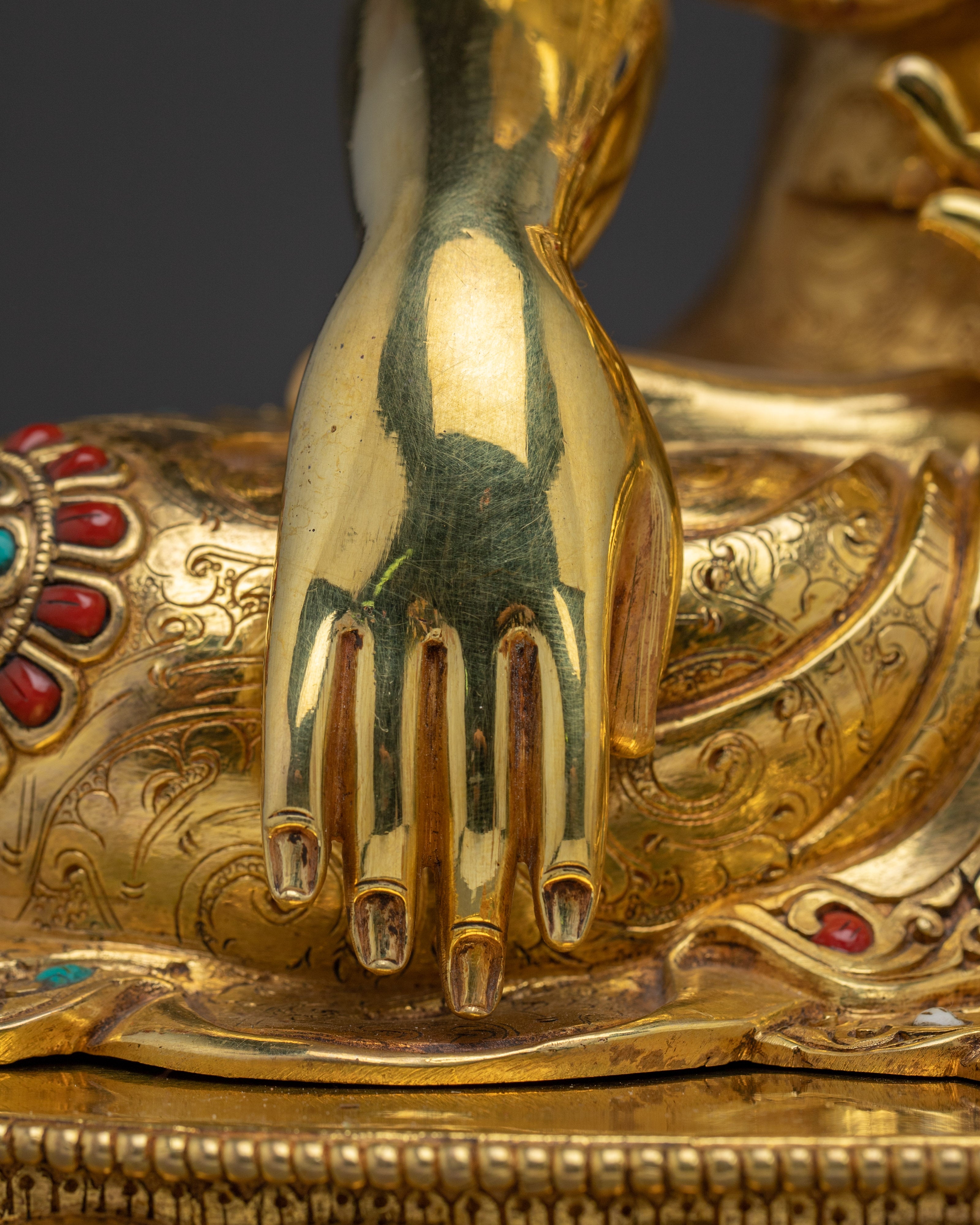 Shakyamuni buddha Statue: The Awakened One