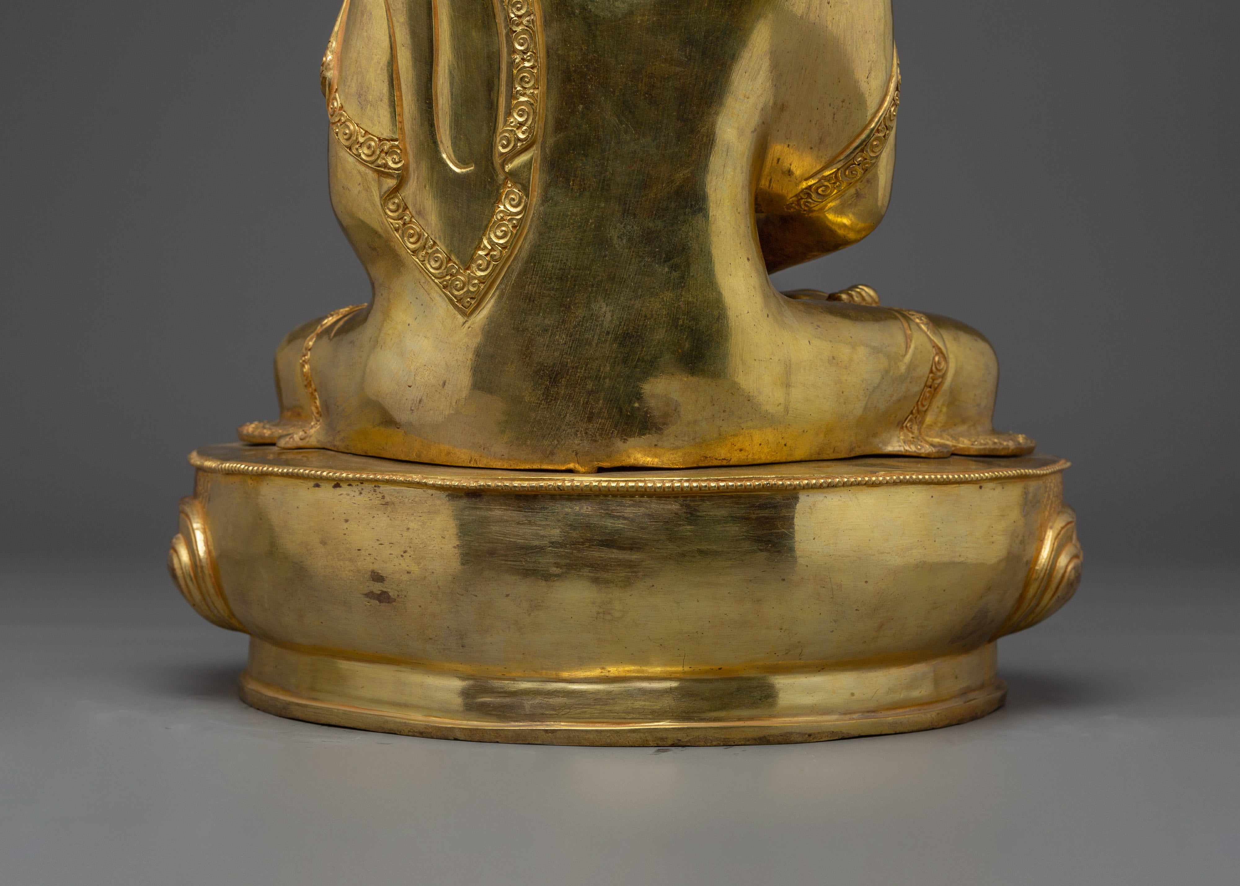 Amitabha Buddha Statue: Ruler of the Western Pure Land