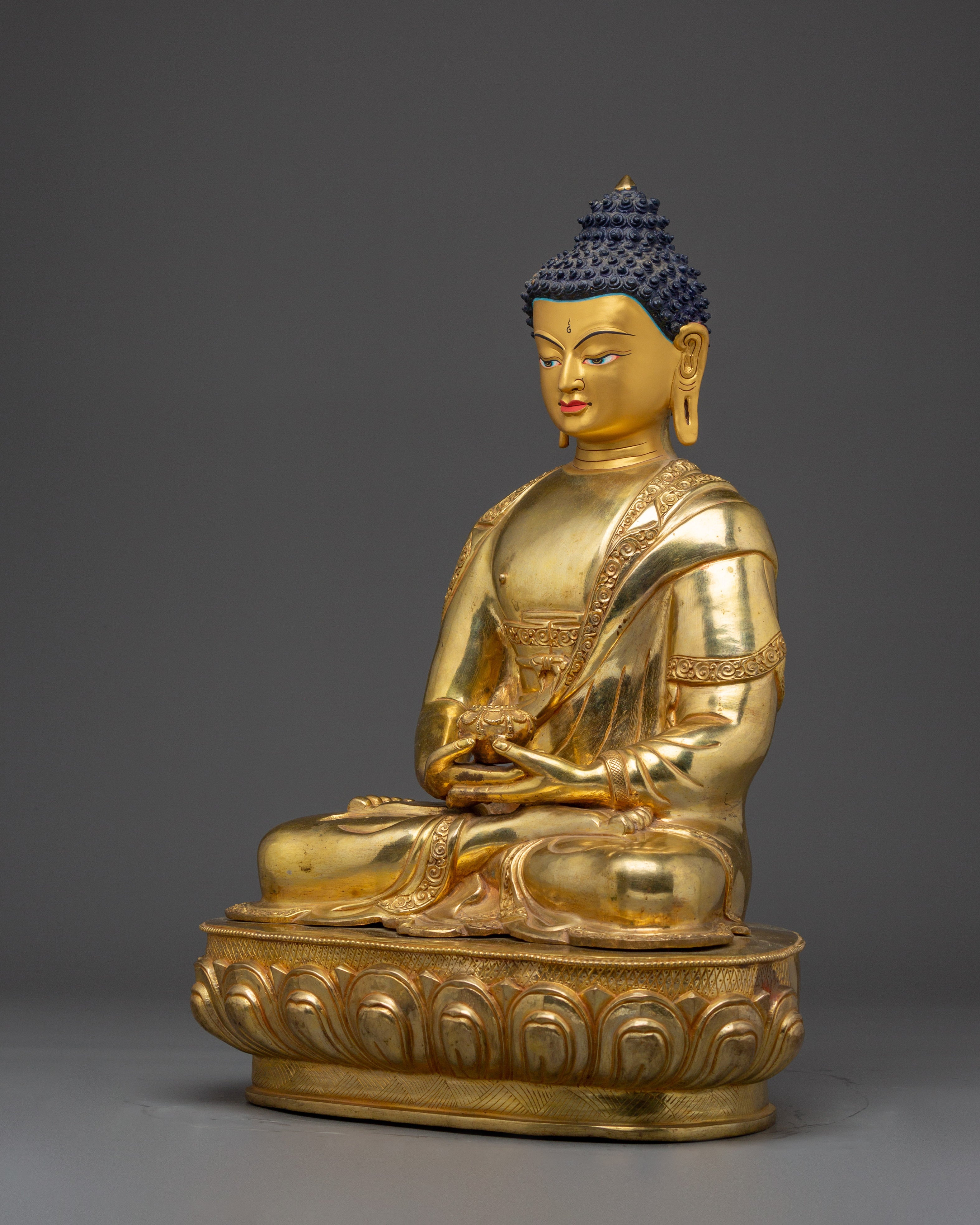 Amitabha Buddha Statue: Ruler of the Western Pure Land