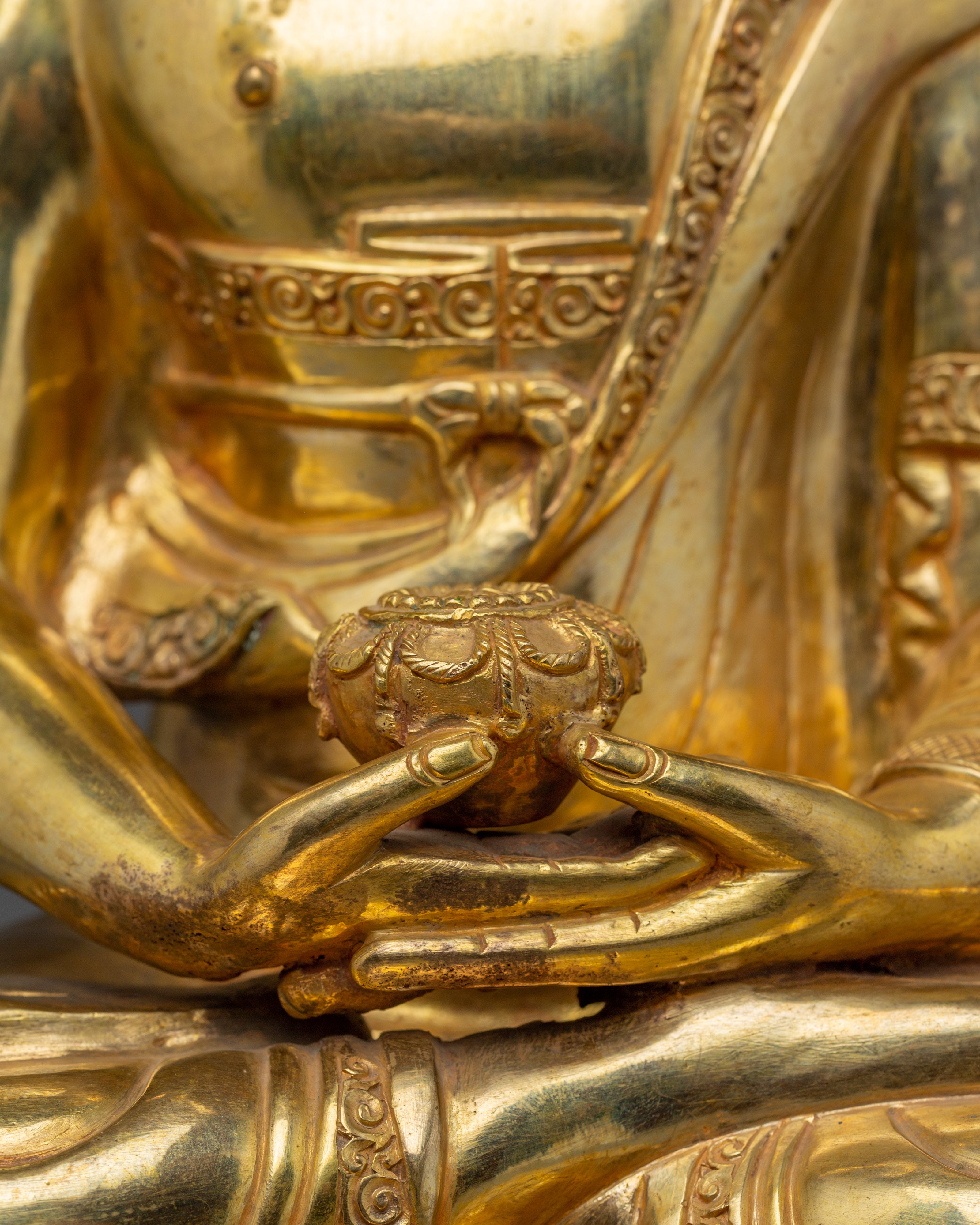 Amitabha Buddha Statue: Ruler of the Western Pure Land