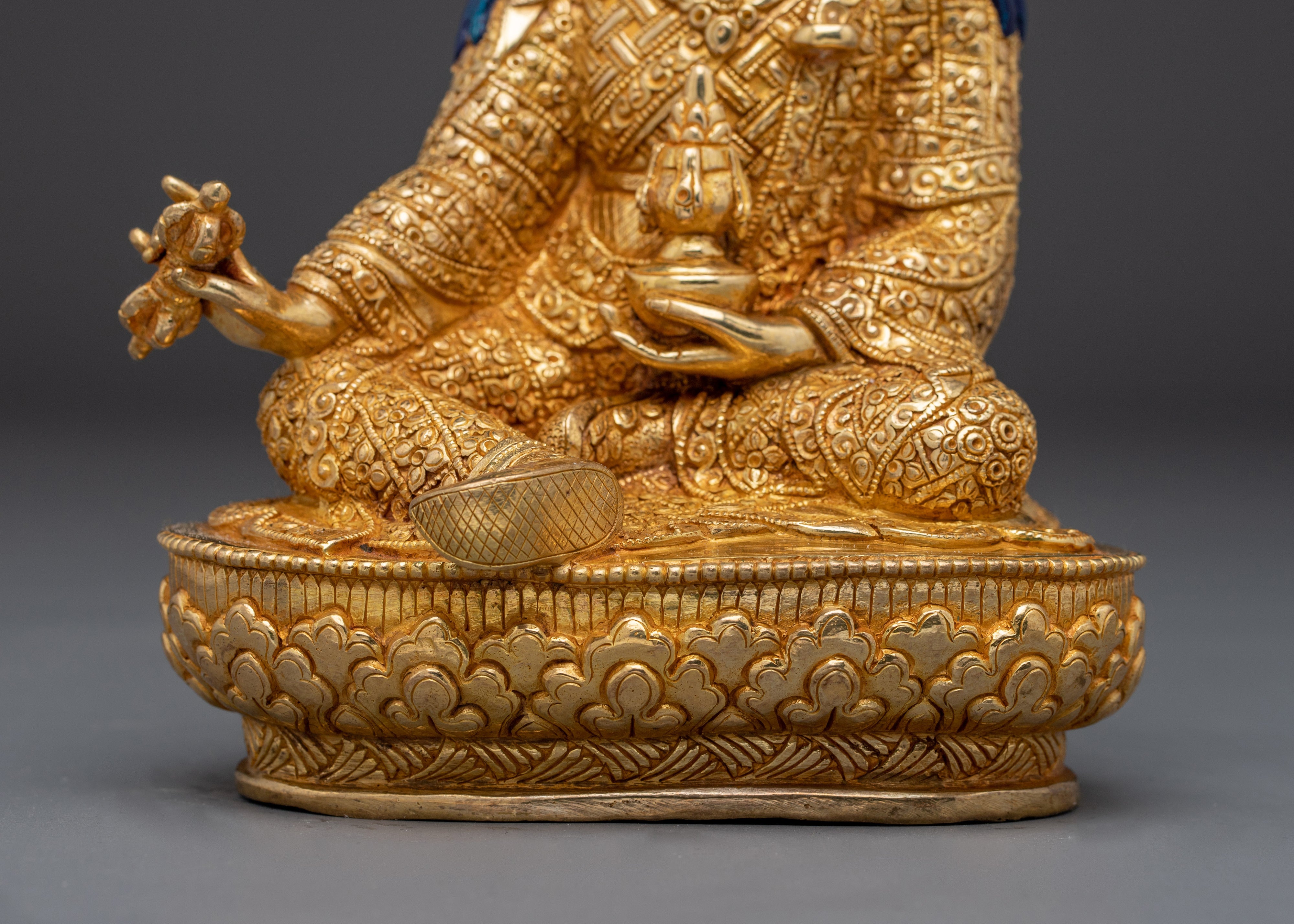 Radiant Guru Rinpoche Statue: Buddhist Vajra Master