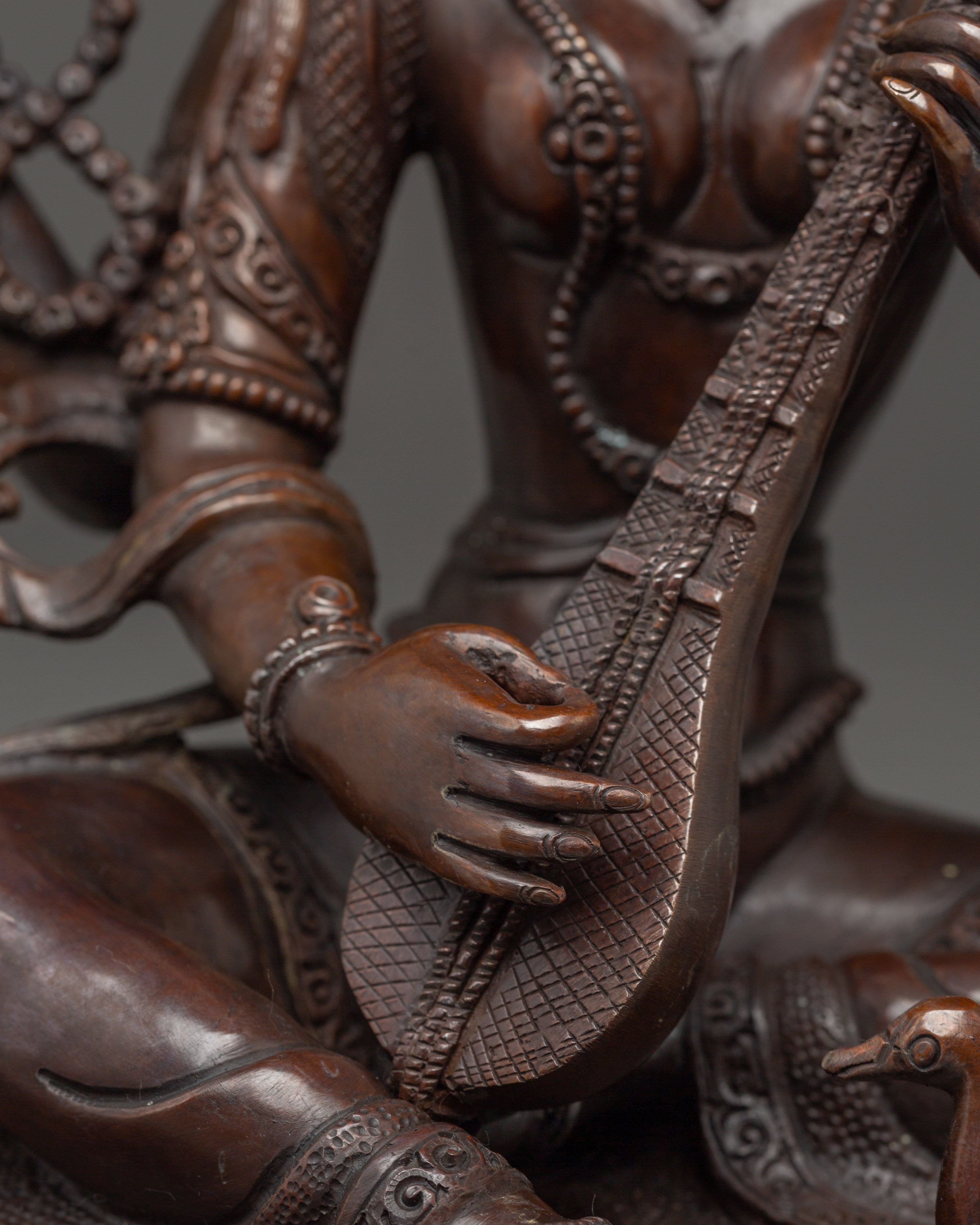 Saraswati Statue: Goddess of Wisdom