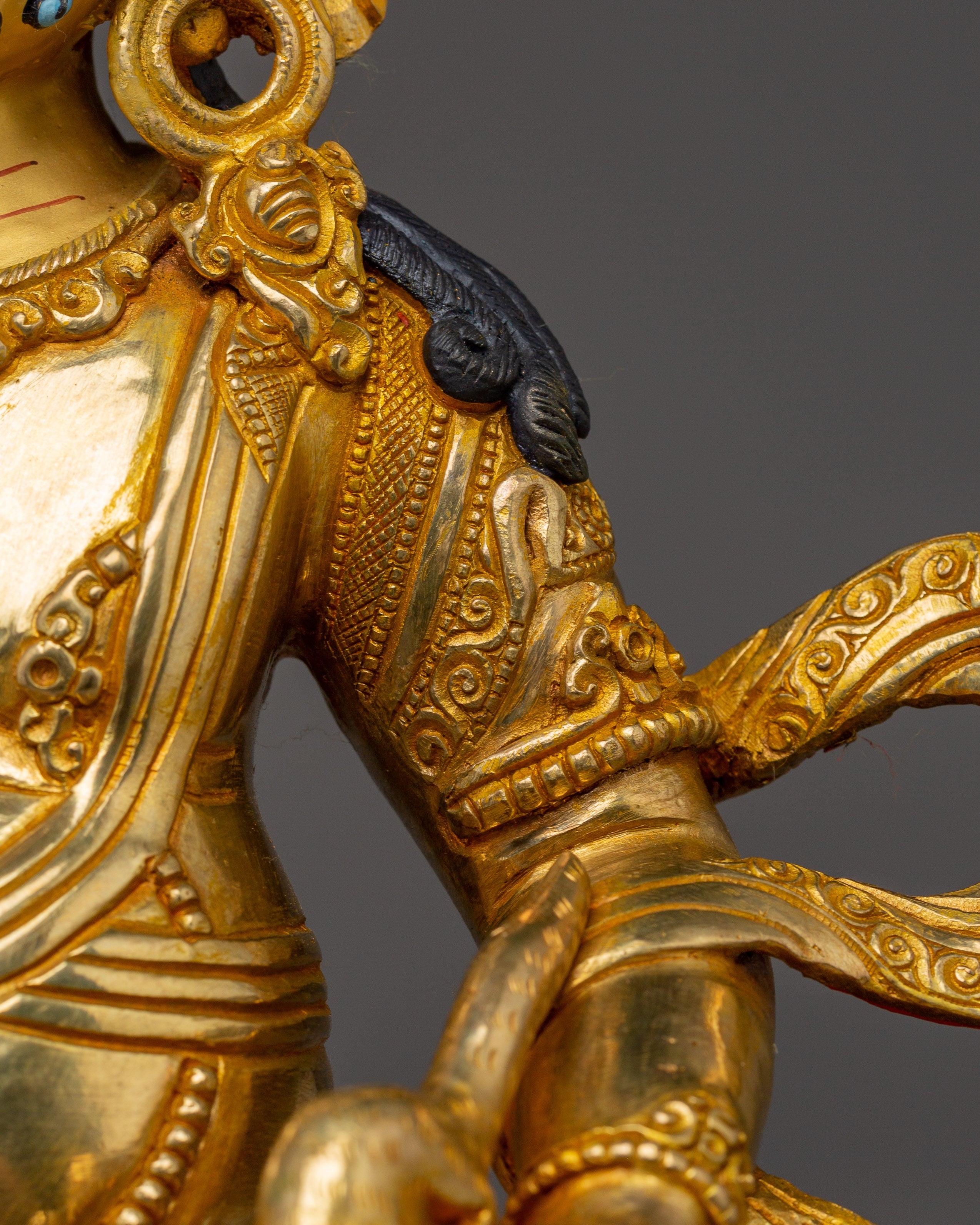 Dzambhala Statue: Deity of Wealth
